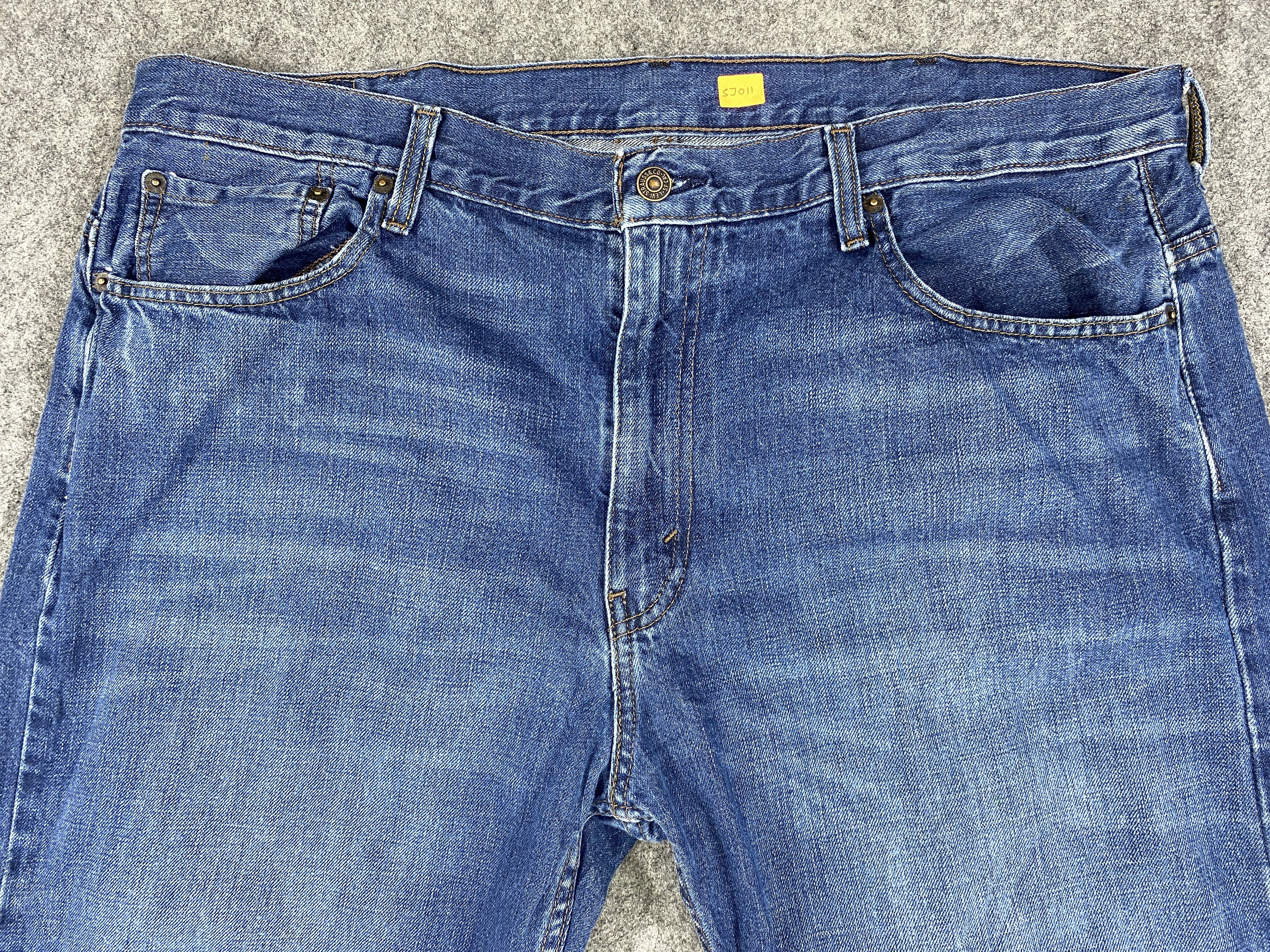 Levi's Blue Vintage Levi's 569 Jeans 41x30 Denim -SJ011 Size US 41 - 3 Thumbnail