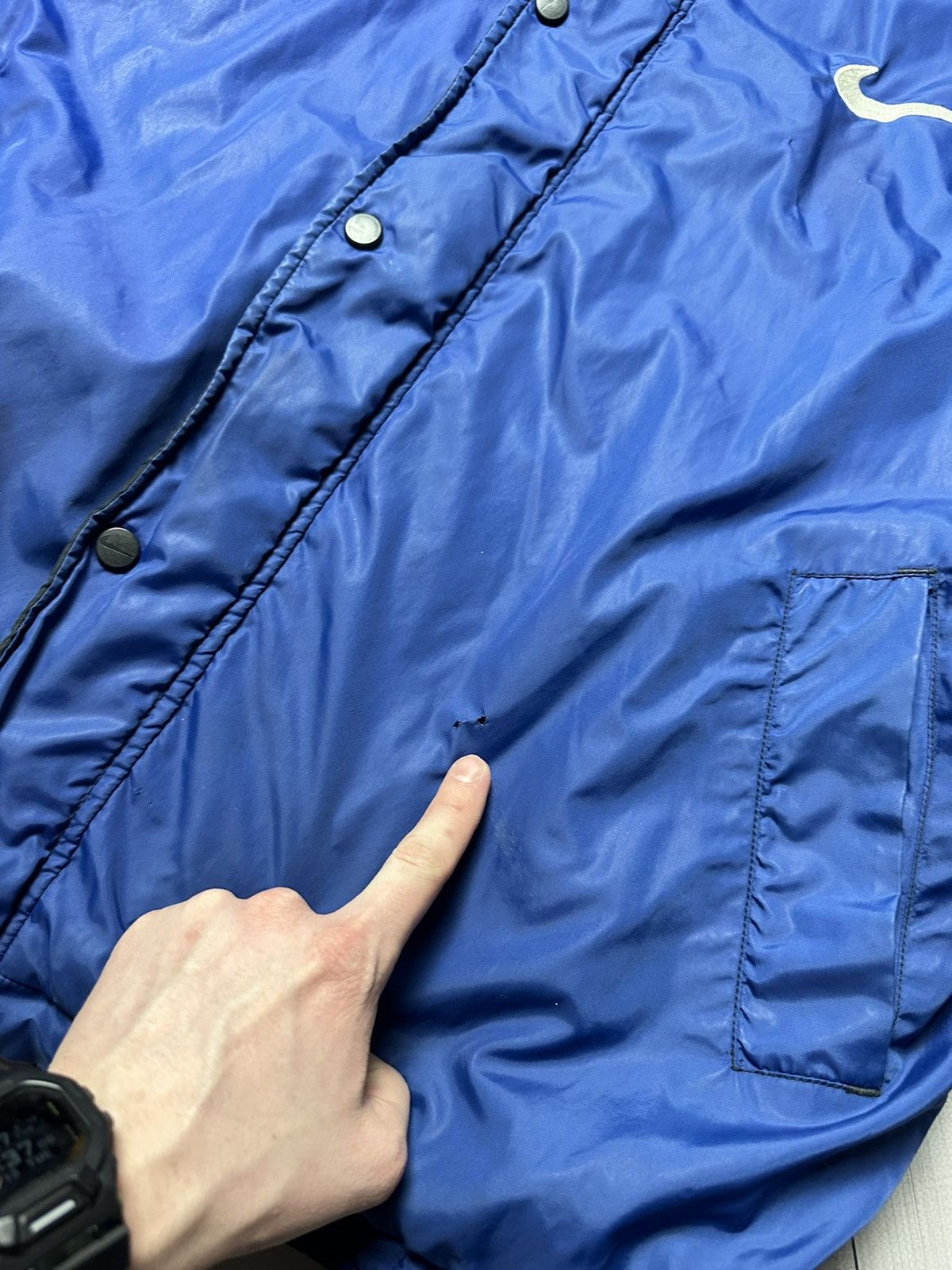 Vintage Vintage Nike big swoosh jacket reversible drill bomber L/XL Size US XL / EU 56 / 4 - 9 Thumbnail