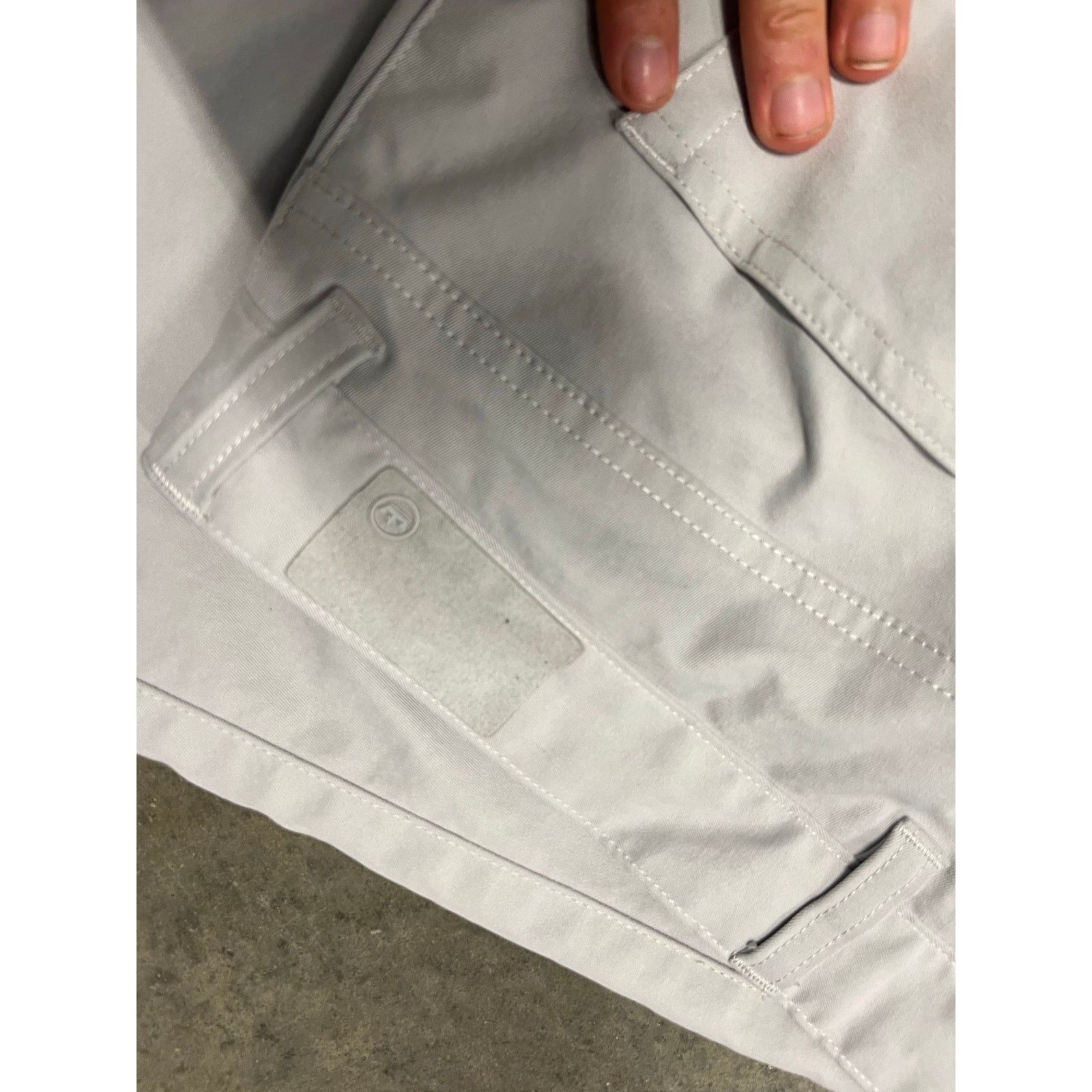 Peter Millar Peter Millar Men's eb66 Performance Five-Pocket Pant 33/32 Size US 32 / EU 48 - 5 Thumbnail