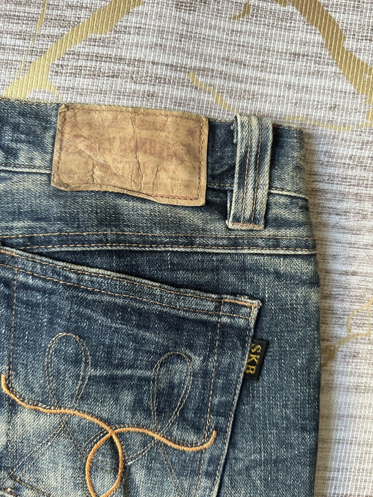 Tornado Mart FLARE Sky Bomber Distressed Claw Marks Design Denim Size US 31 - 16 Thumbnail