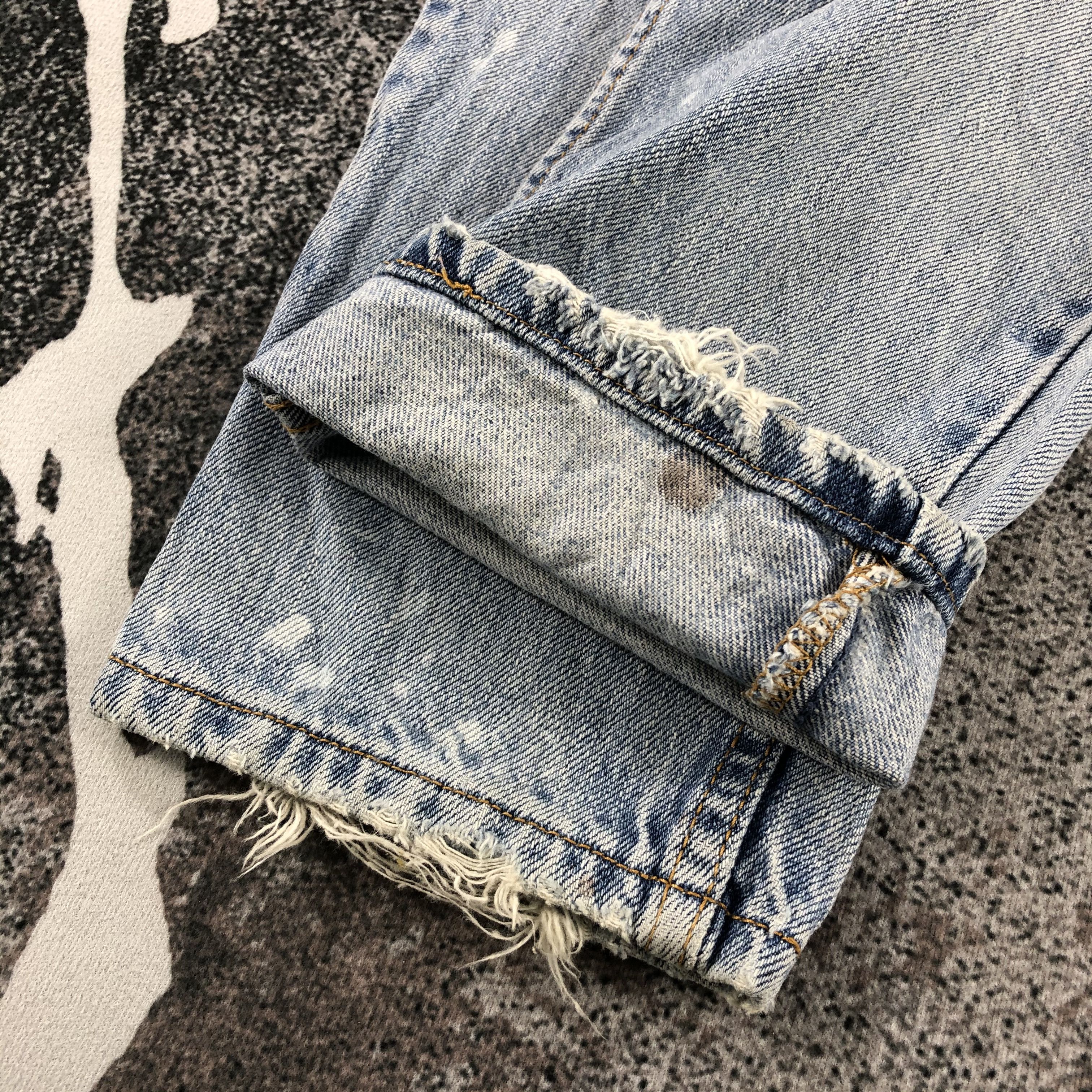 Levi's Vintage Levi's 550 Jeans Distressed Denim KJ884 Size US 29 - 7 Thumbnail