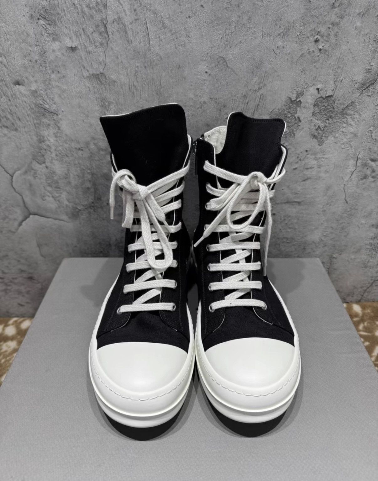 Rick Owens Rick Owens DRKSHDW High Top Ramones K37 Size US 8 / EU 41 - 2 Thumbnail