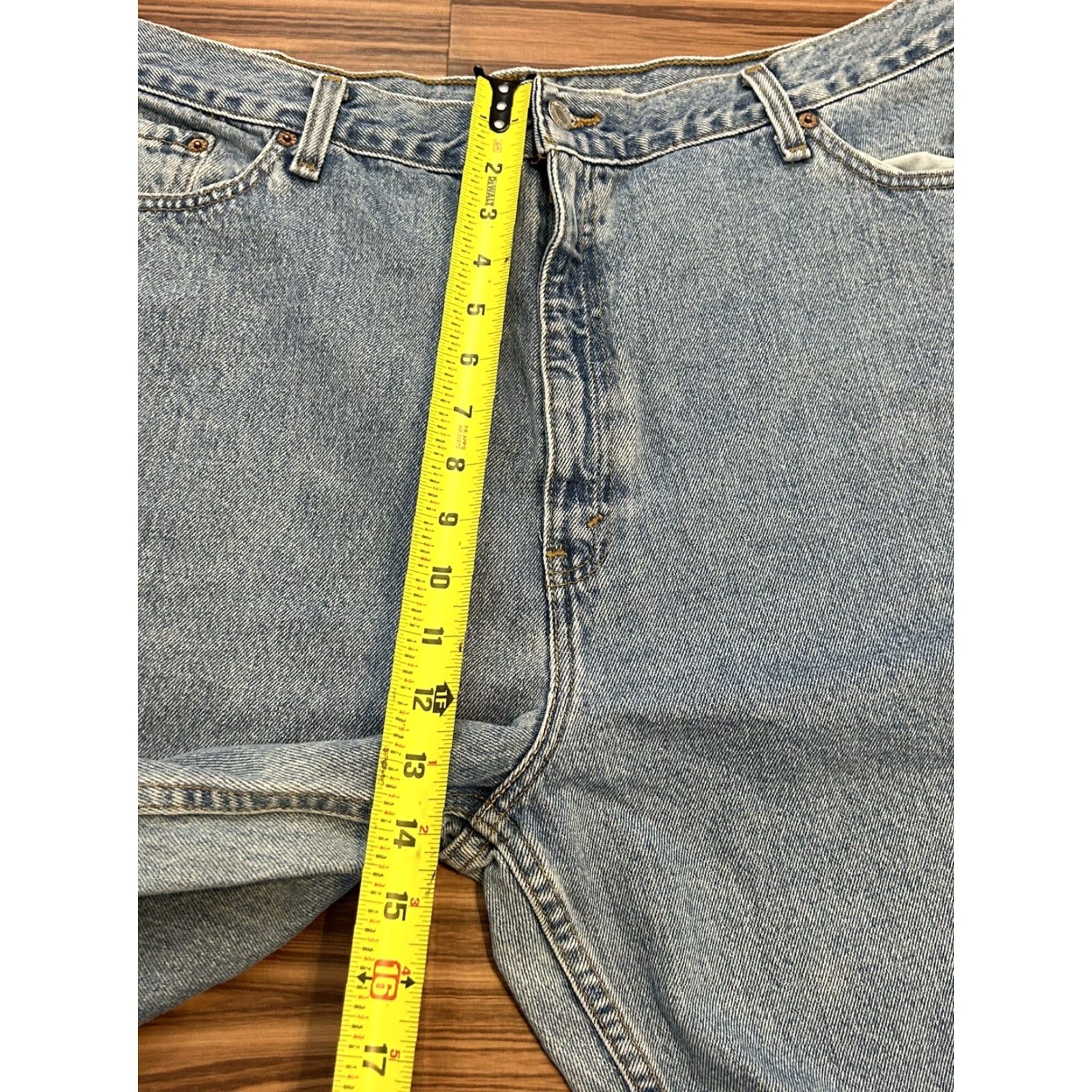Levi's Levis 550 Relaxed Fit Tapered Leg Womens Medium Wash Blue Denim Jeans sz 24W Size 42" / US 20 - 4 Thumbnail