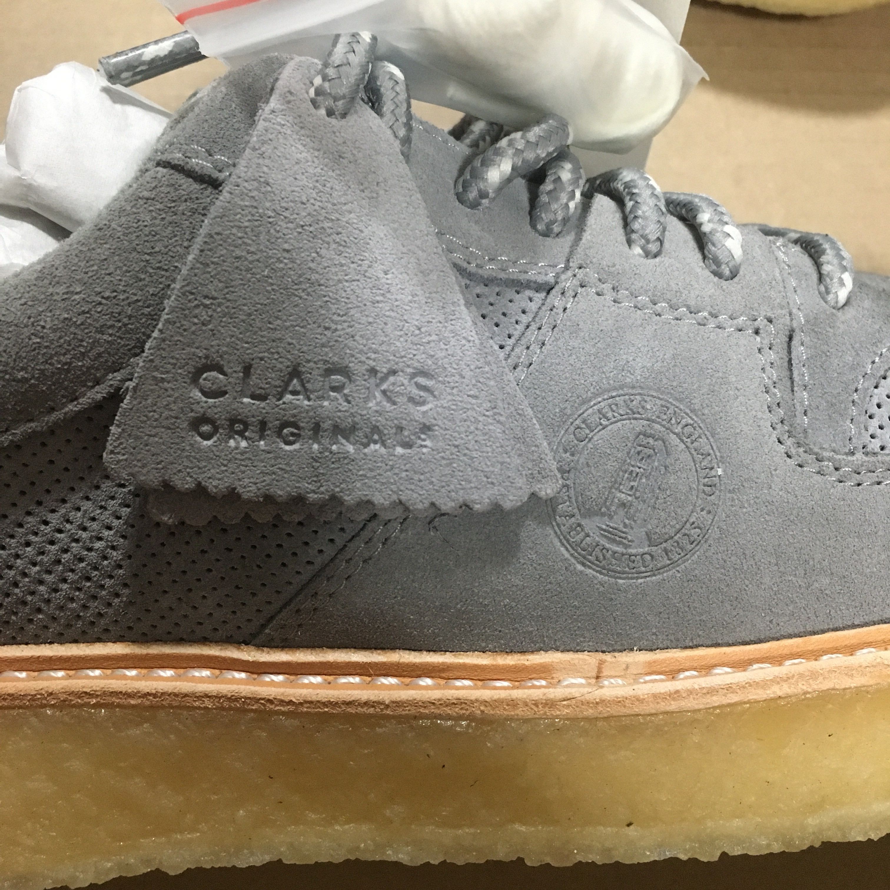 Clarks × Ronnie Fieg Ronnie Fieg For Clarks 8th St Sandford Grey Size US 8.5 / IT 38.5 - 6 Thumbnail