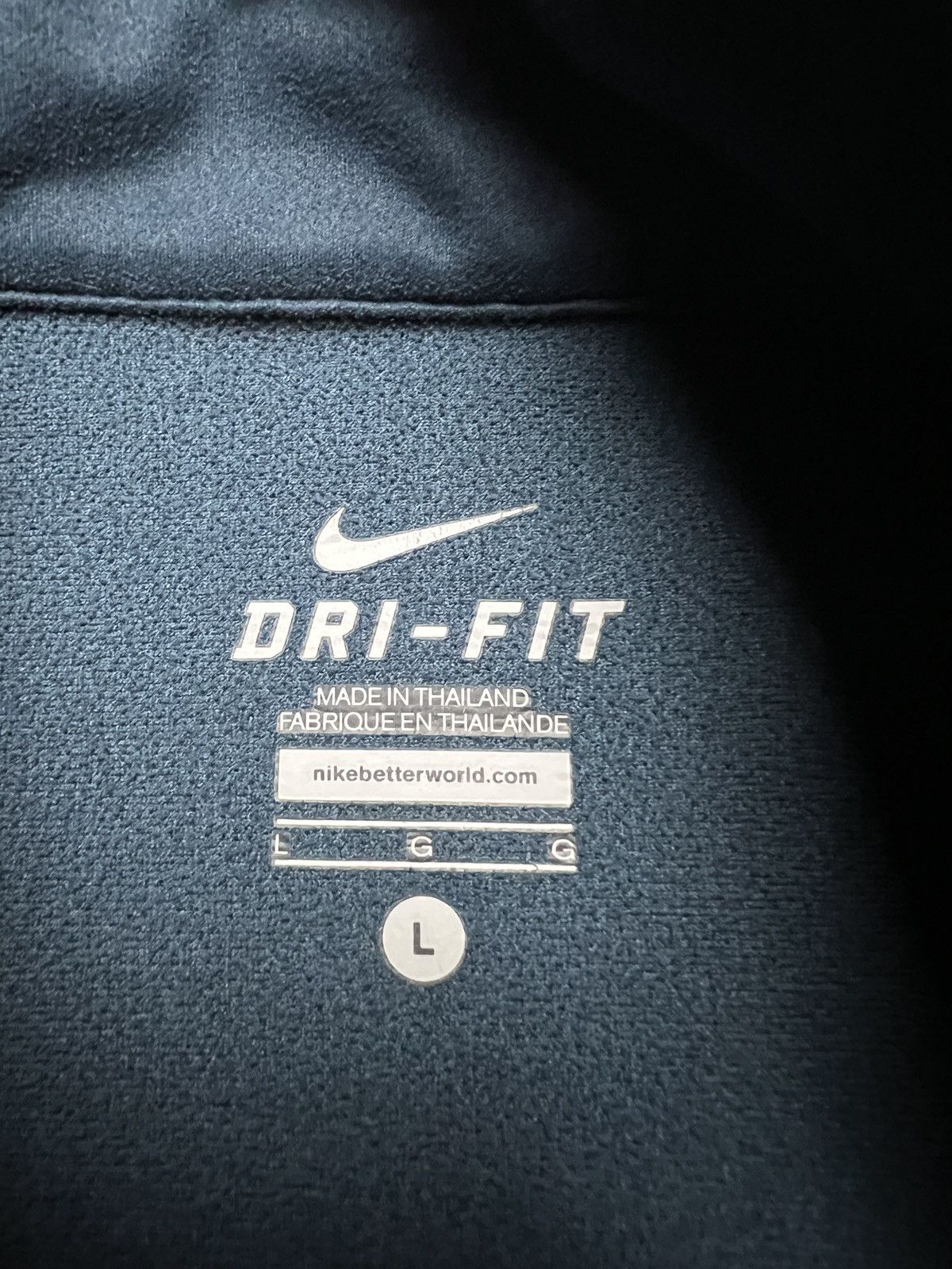 Nike Nike Vintage Dri-Fit Zipper Jacket central swoosh USA y2k Size US L / EU 52-54 / 3 - 7 Thumbnail