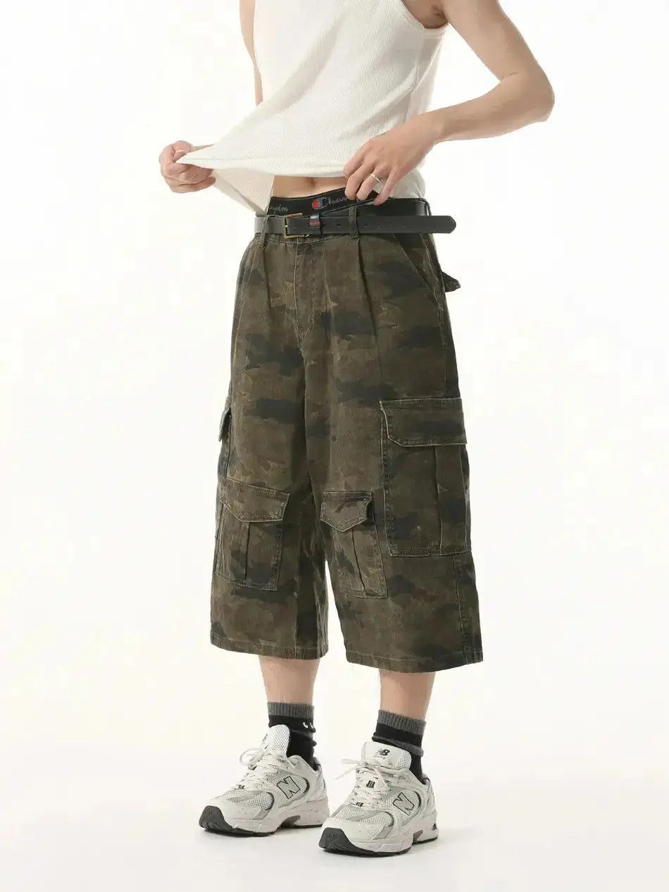 Japanese Brand Retro camouflage high street pocket denim shorts Size US 32 / EU 48 - 1 Thumbnail