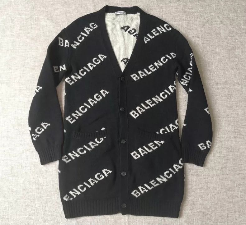 Balenciaga Balenciaga Women's full print cardigan sweater, knitwear Size XS / US 0-2 / IT 36-38 - 1 Thumbnail