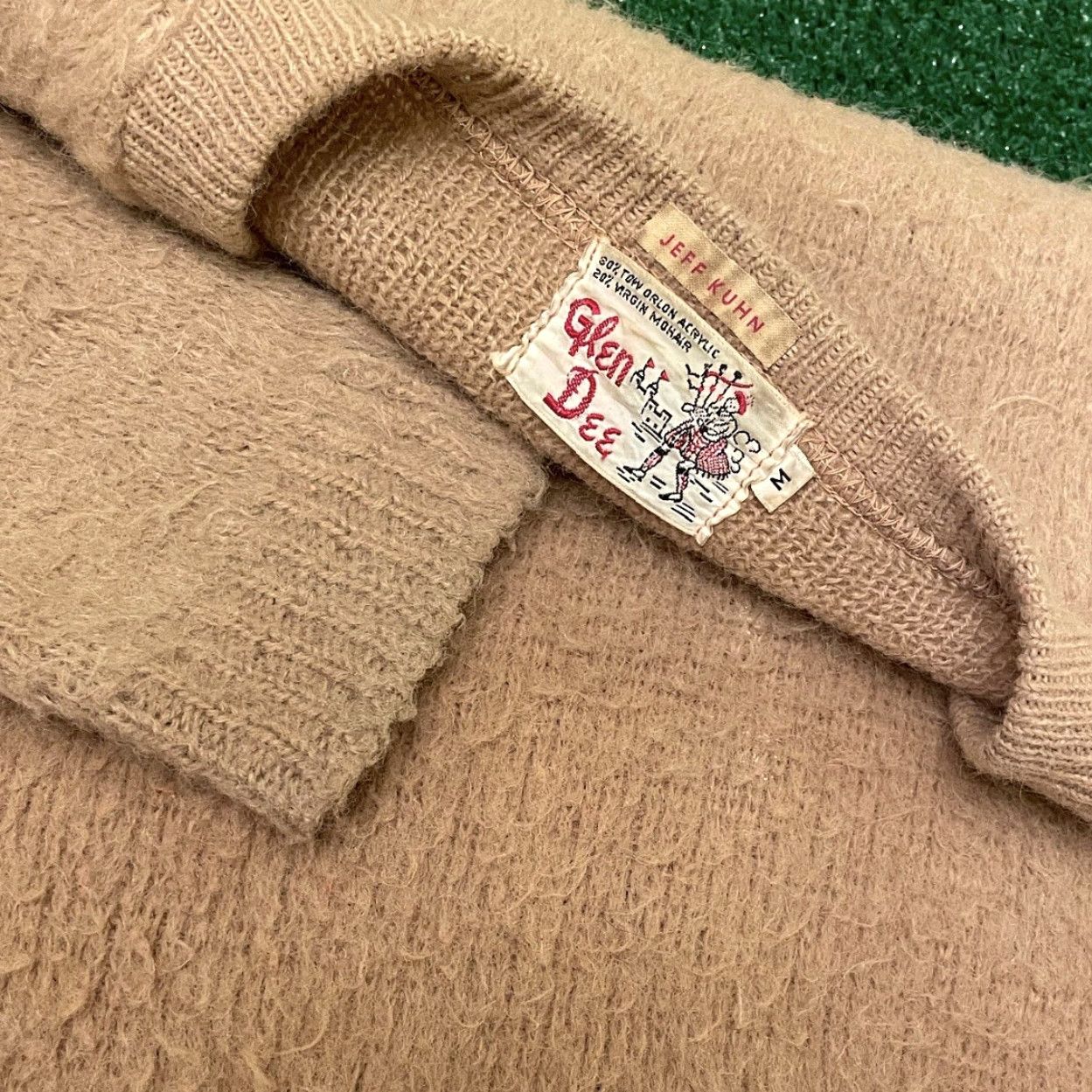 Vintage VINTAGE 60s Mohair Sweater Brown Tan V Neck Grunge Kurt Cobain Size M Glen Dee Mens Size US M / EU 48-50 / 2 - 2 Thumbnail