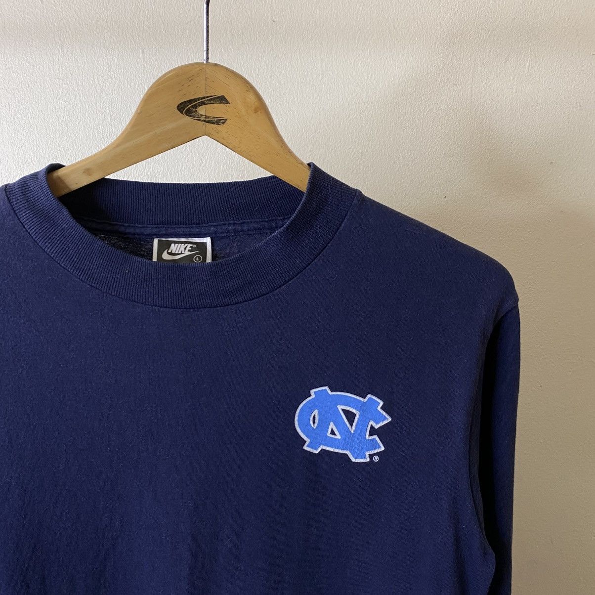 Nike Vintage 90s Nike Team x Notre Dame University LS Tshirt Size US S / EU 44-46 / 1 - 2 Thumbnail