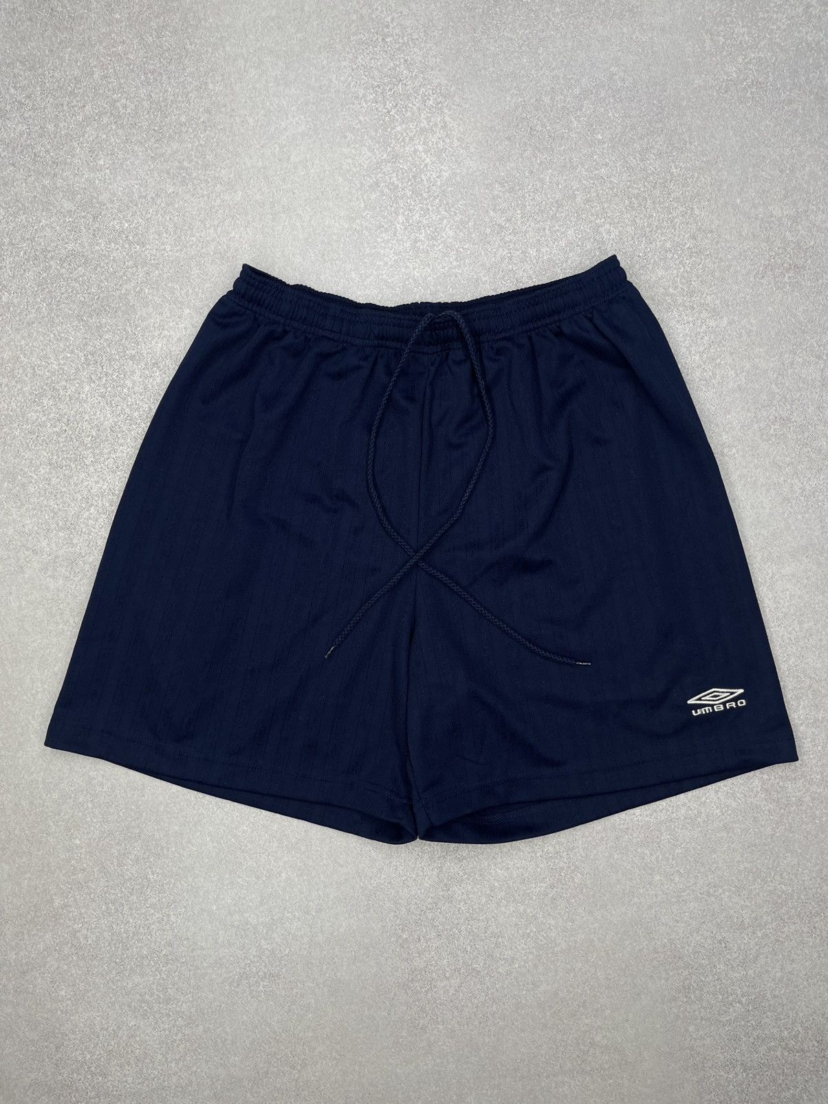 Umbro Vintage Umbro Basic Navy Shorts Football Y2K Soccer Size US 32 / EU 48 - 2 Thumbnail