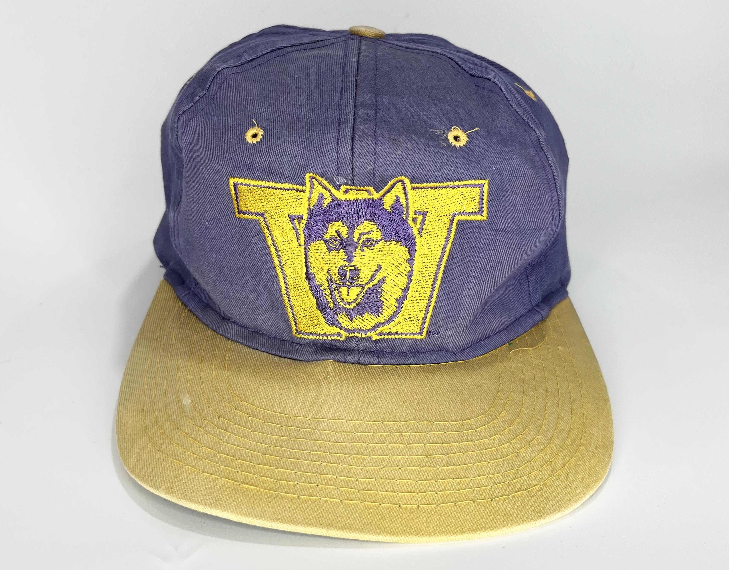 NCAA Vintage Washington UW Huskies NCAA Snapback Cap Hat Size ONE SIZE - 1 Thumbnail