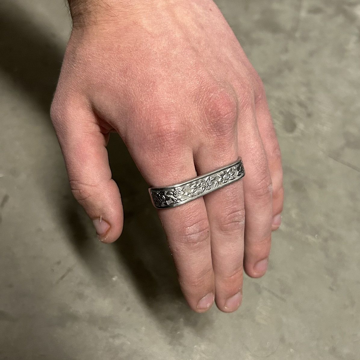 Vintage Custom 1/1 Silver 2 Finger Ring Size ONE SIZE - 4 Thumbnail