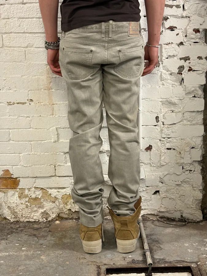 Dolce & Gabbana 2000s Dolce & Gabbana Grey Faded Denim Jeans Size US 32 / EU 48 - 3 Thumbnail