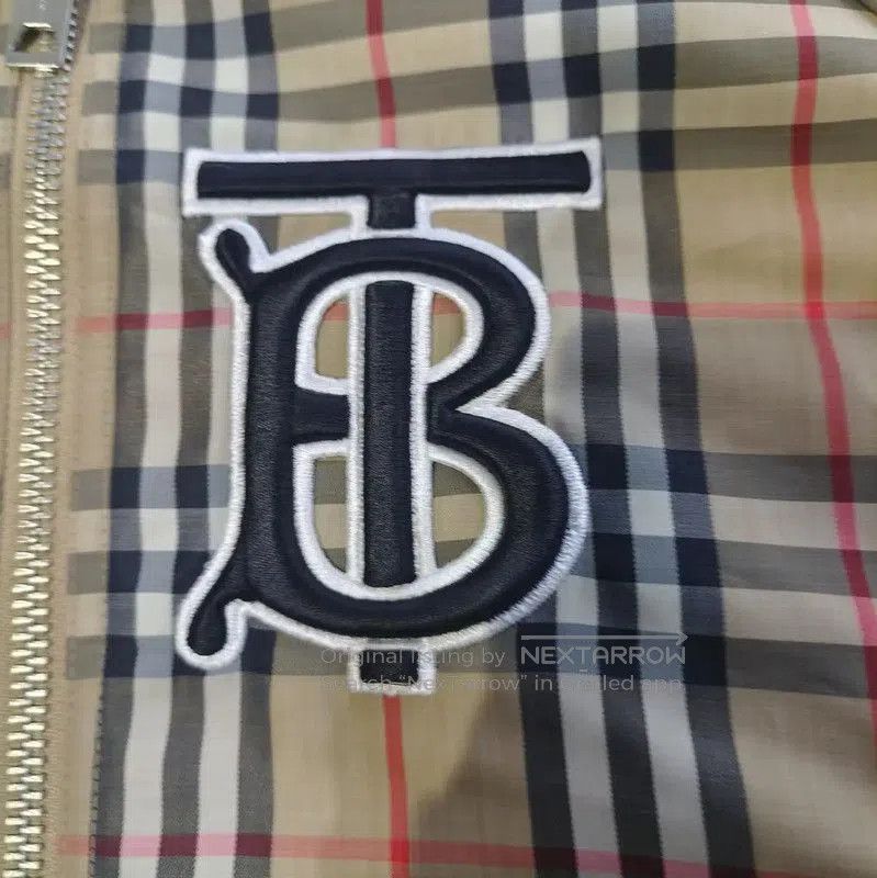 Burberry Burberry Color-Blocked Cotton Women's Jacket. Size L / US 10 / IT 46 - 3 Thumbnail