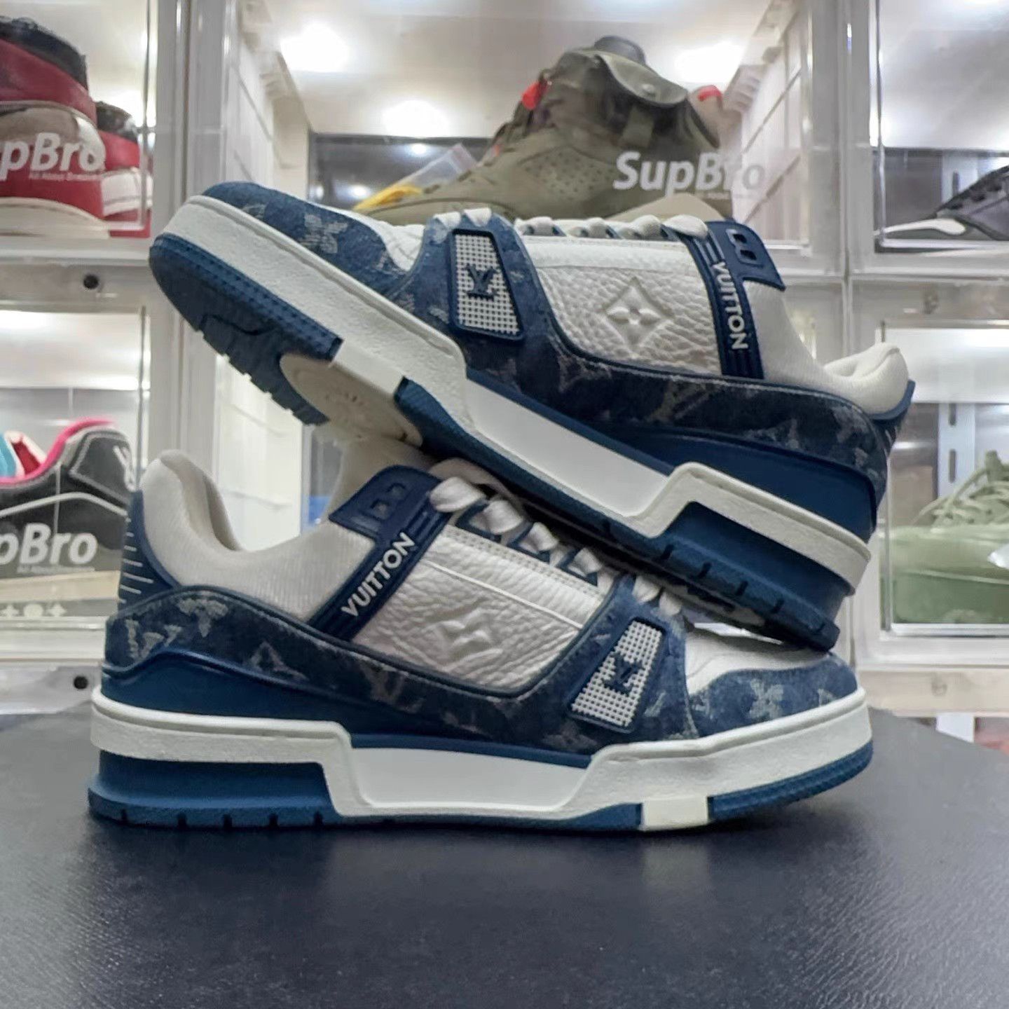 Louis Vuitton LV Louis Vuitton Trainer Blue White Denim Sneakers Size US 7.5 / IT 37.5 - 5 Thumbnail