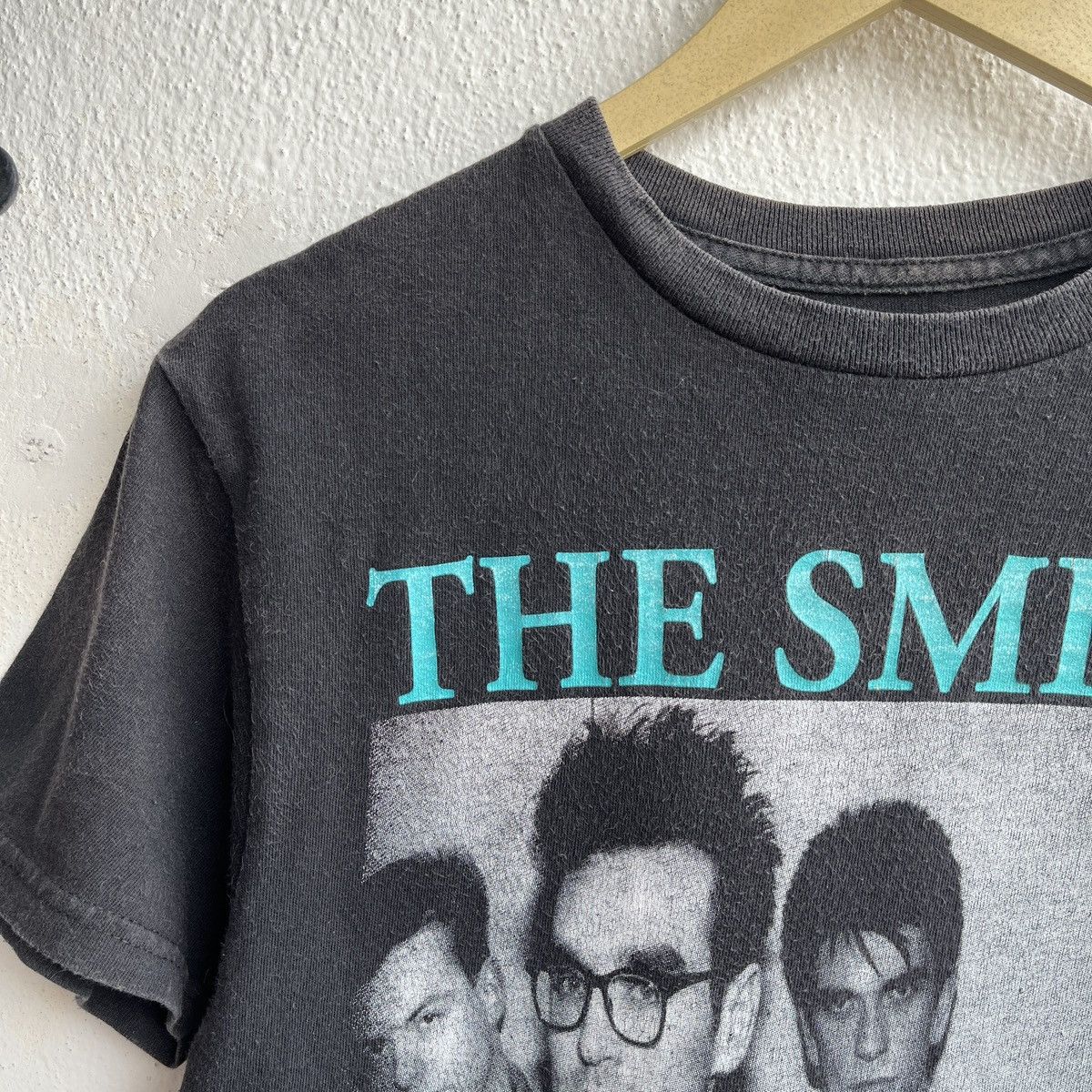 The Smiths VINTAGE Y2K THE SMITHS BAND TEES BIG PRINTED TSHIRT Size US S / EU 44-46 / 1 - 5 Thumbnail