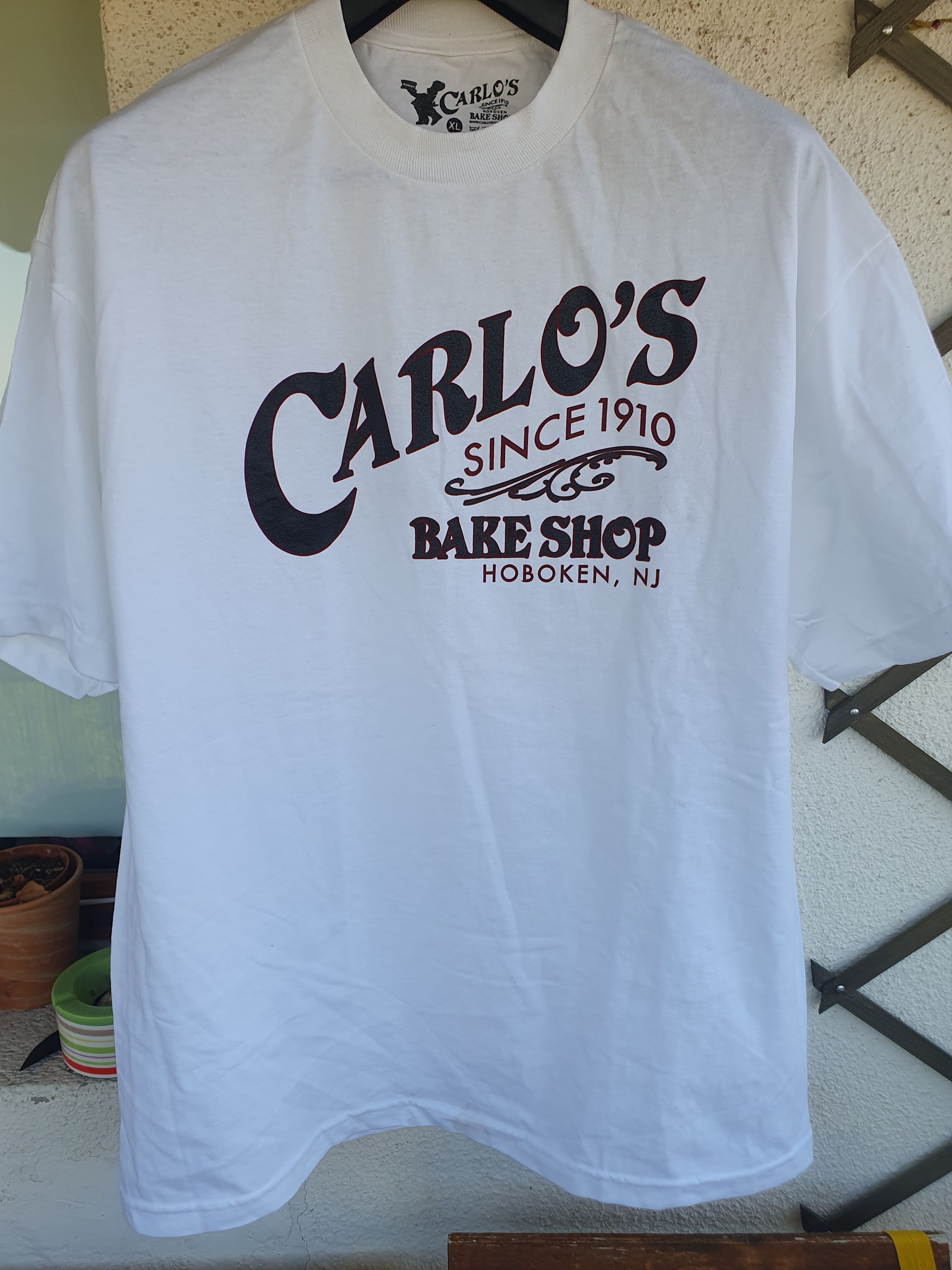 Swagger Carlo's Bake Shop Hoboken NJ Made in USA t-shirt sz XL Size US XL / EU 56 / 4 - 1 Thumbnail
