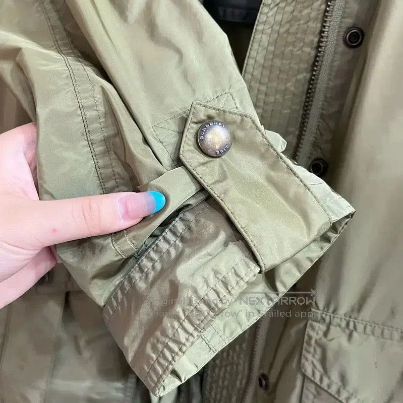 Burberry Burberry Women's Green Acrylic Trench Coat. Size M / US 6-8 / IT 42-44 - 5 Thumbnail