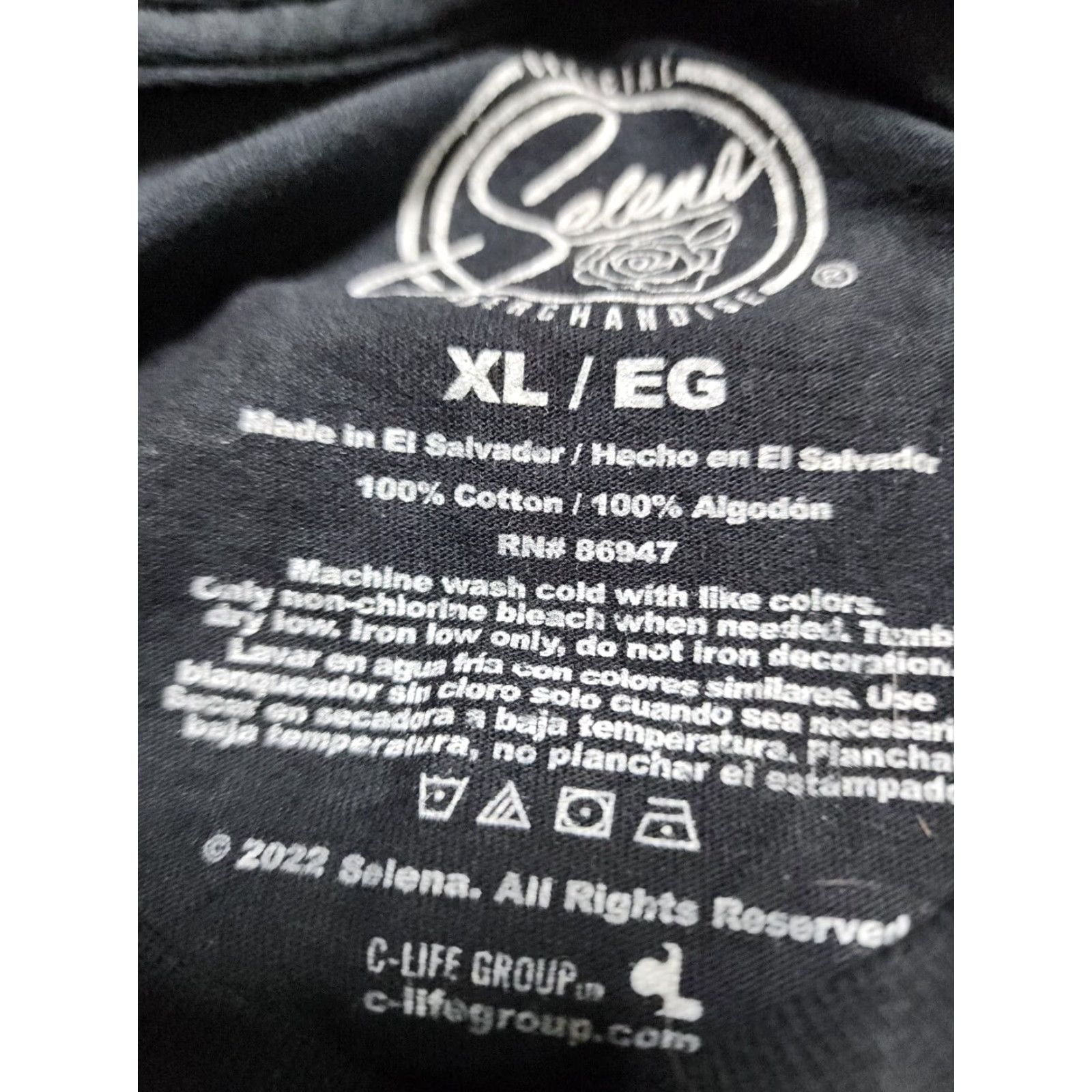 Vintage Selena Quintanilla Graphic Tee Black XL Unisex Adults Latin Music 90s Official Merchandise Size US XL / EU 56 / 4 - 4 Thumbnail