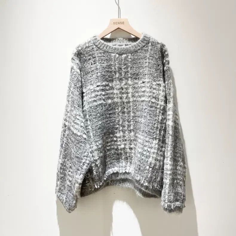 Brunello Cucinelli Brunello Cucinelli 2025 Fall/Winter Grey Plaid Crewneck Kn Size M / US 6-8 / IT 42-44 - 1 Thumbnail