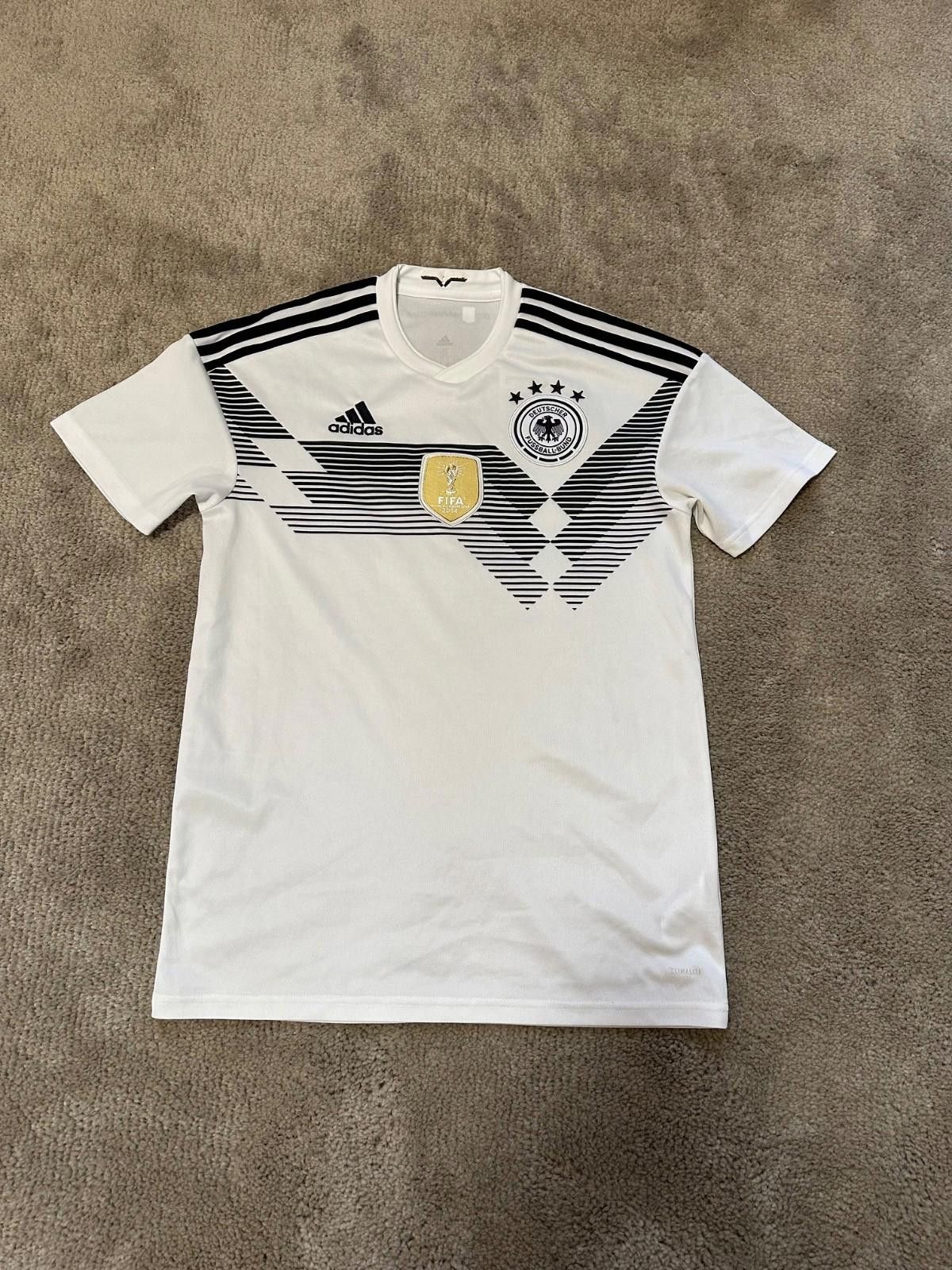 Adidas GERMANY 2018 2019 HOME SHIRT FOOTBALL SOCCER JERSEY ADIDAS Size US S / EU 44-46 / 1 - 1 Thumbnail
