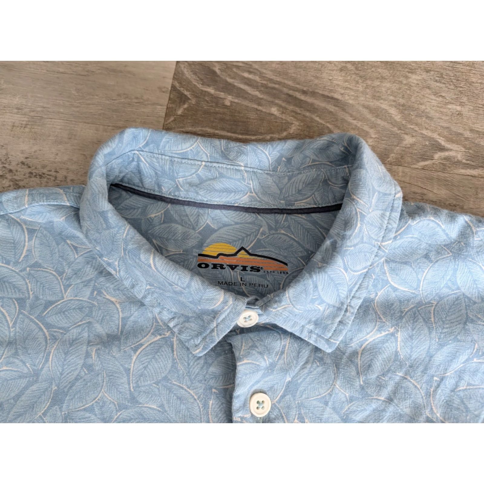 Orvis Orvis Shirt Men’s Large Trout Bum Blue Button Up Short Sleeve Thick Leaf Floral Pocket Size US L / EU 52-54 / 3 - 3 Thumbnail
