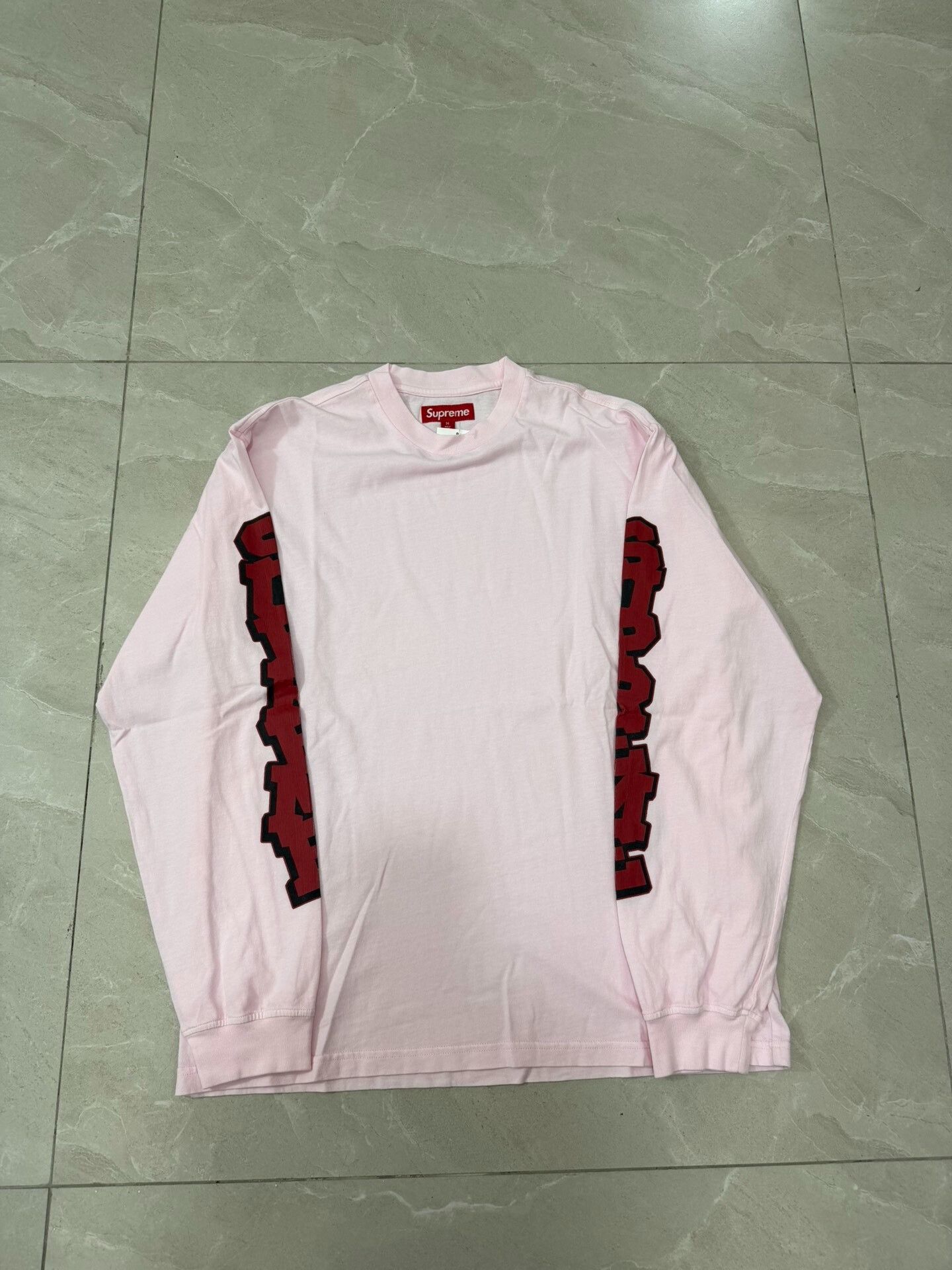 Supreme Supreme SS26 WEEK1 Cracked Sleeve L/S Top Size US M / EU 48-50 / 2 - 1 Thumbnail