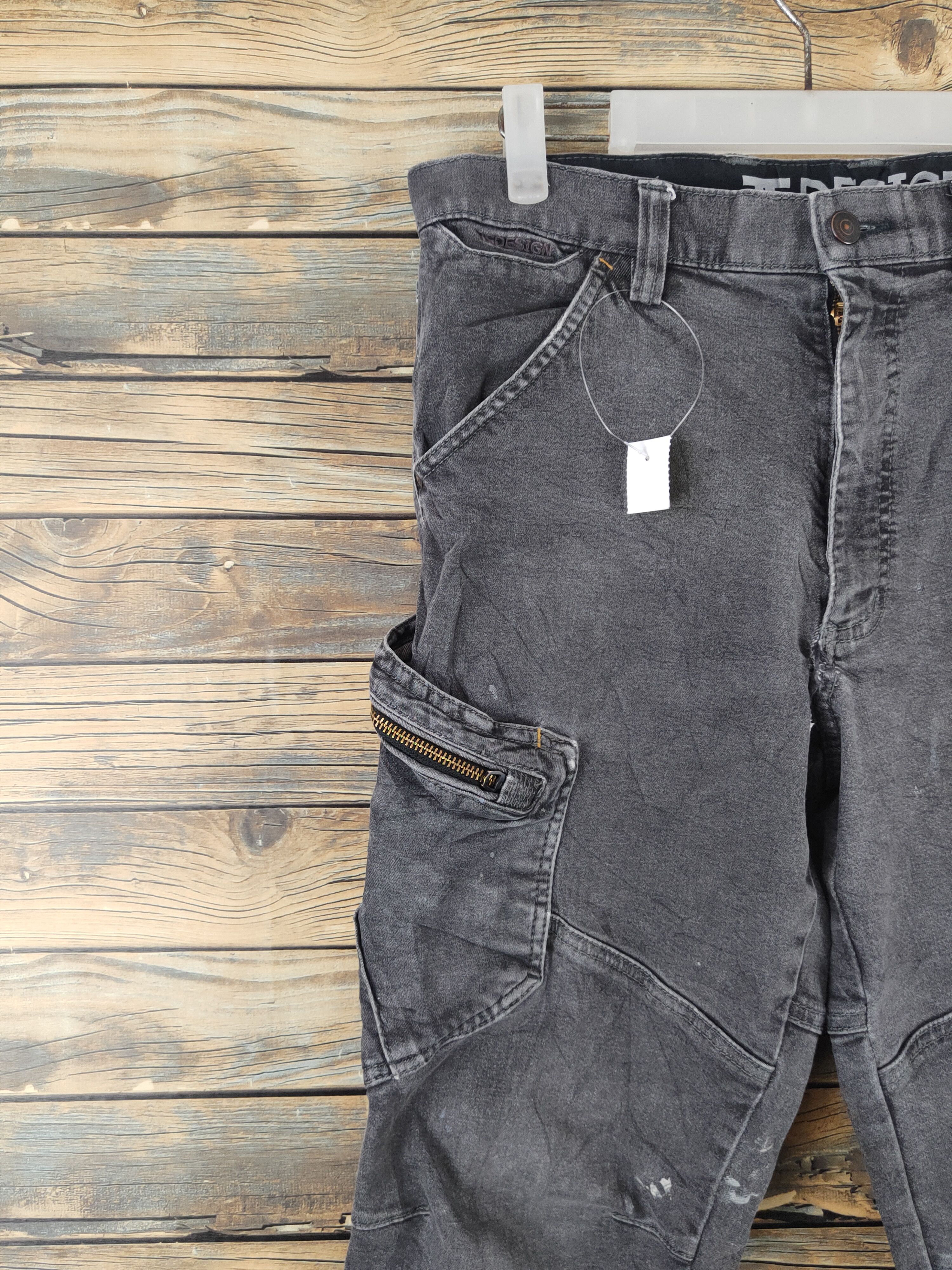 Japanese Brand TS Design Black cargo Distressed Ripped Jeans #W2190 Size US 30 / EU 46 - 4 Thumbnail