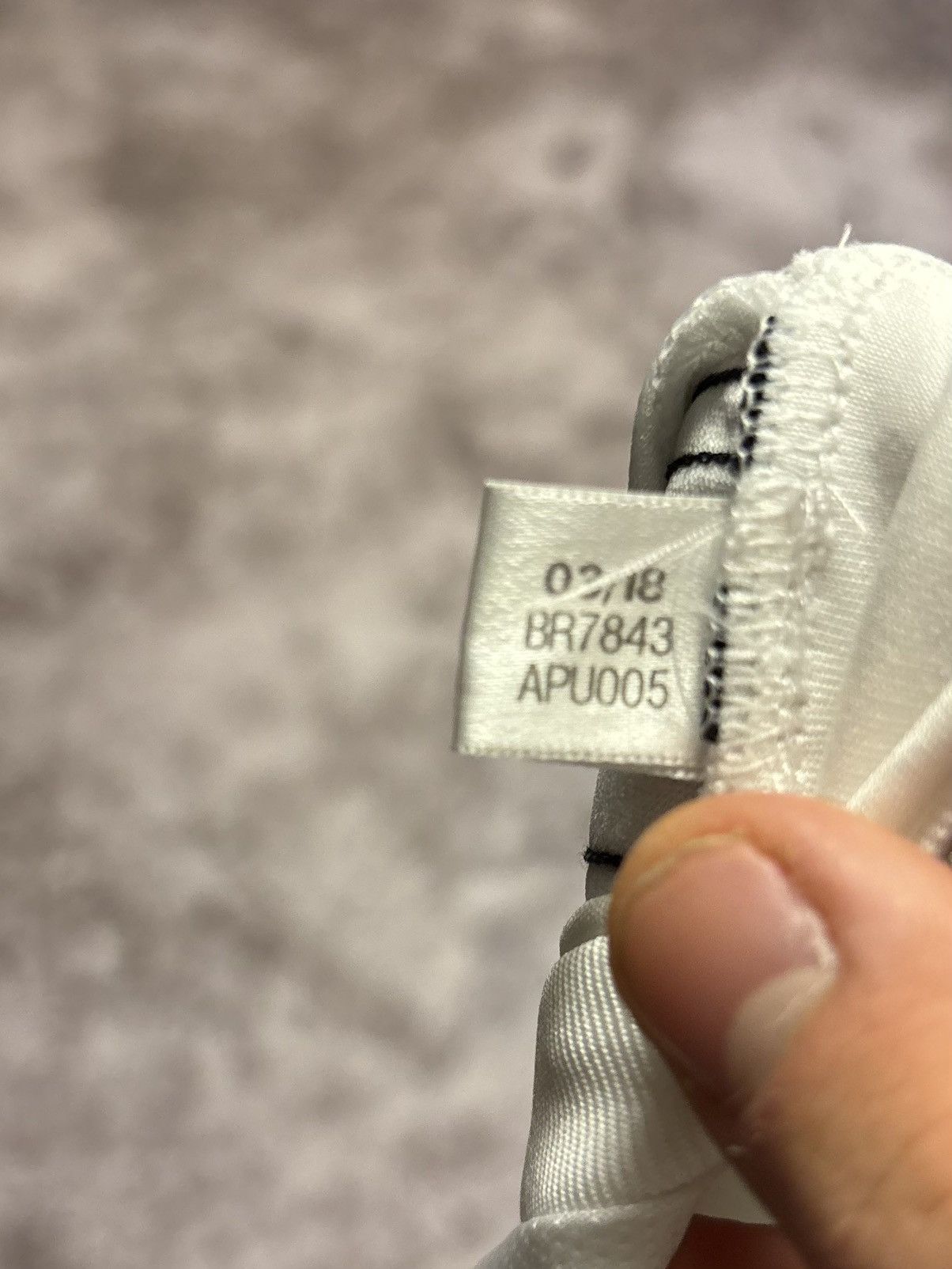 Adidas Adidas German Football Shirt White Jersey 2018 Soccer Greman Size US M / EU 48-50 / 2 - 5 Thumbnail