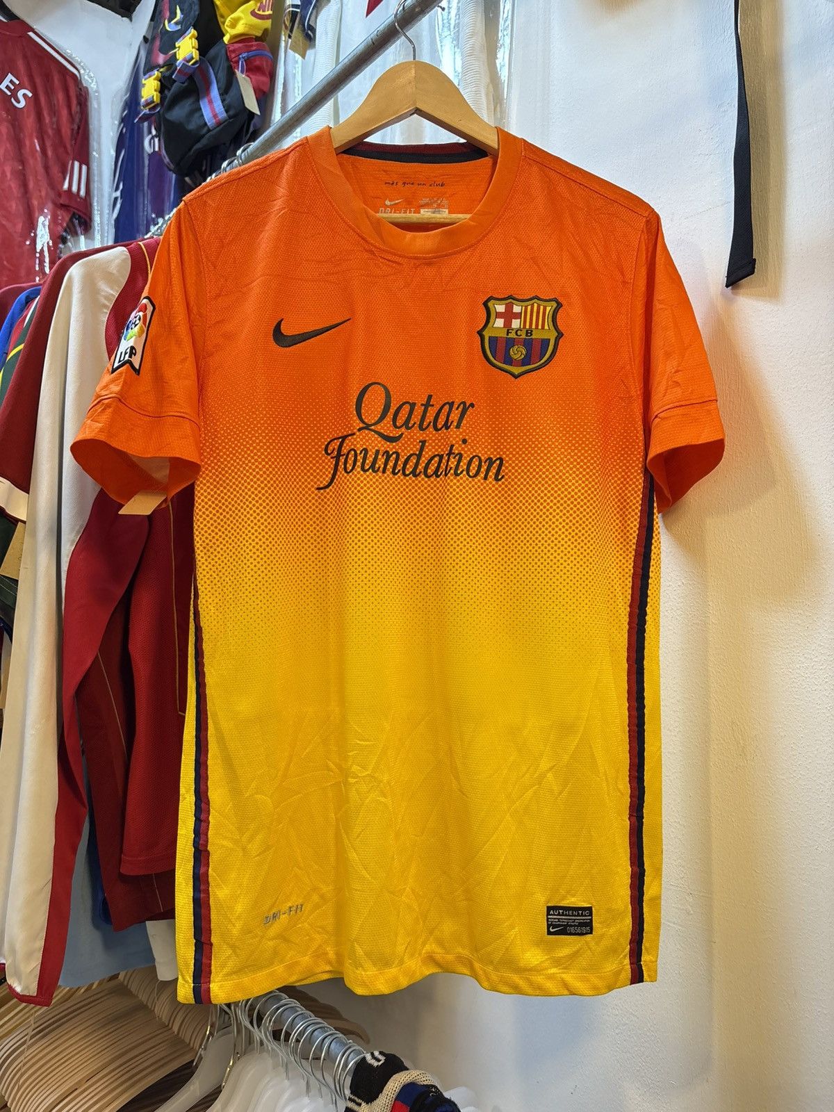 Nike 2012 FC Barcelona Away Kit MESSI 10 Size US L / EU 52-54 / 3 - 4 Thumbnail