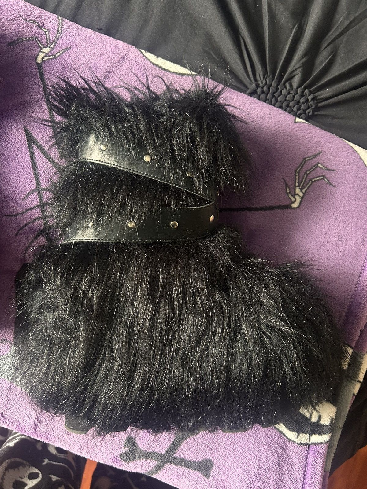 Dolls Kill dolls kill faux/fur boots with platforms Size US 6 / IT 36 - 5 Thumbnail