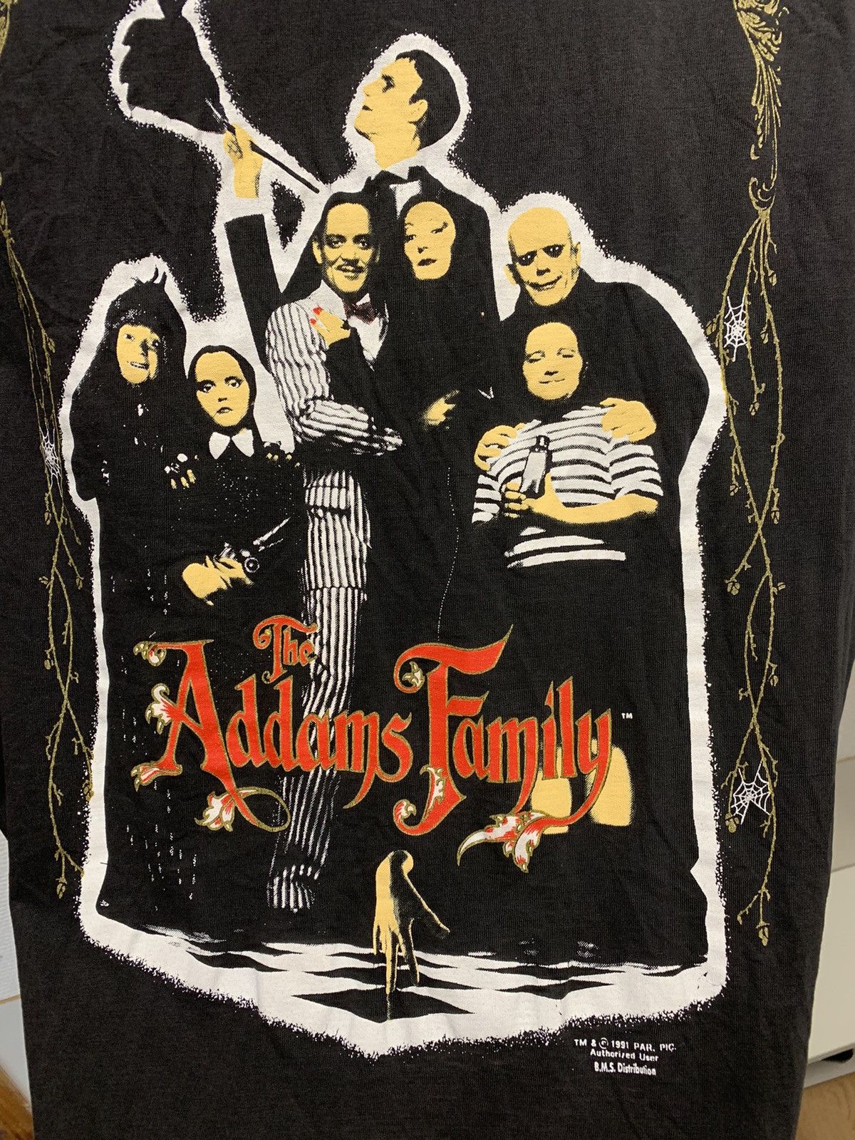 Vintage The Adams Family 1991 vintage black t-shirt L-Xl movie Size US L / EU 52-54 / 3 - 8 Thumbnail