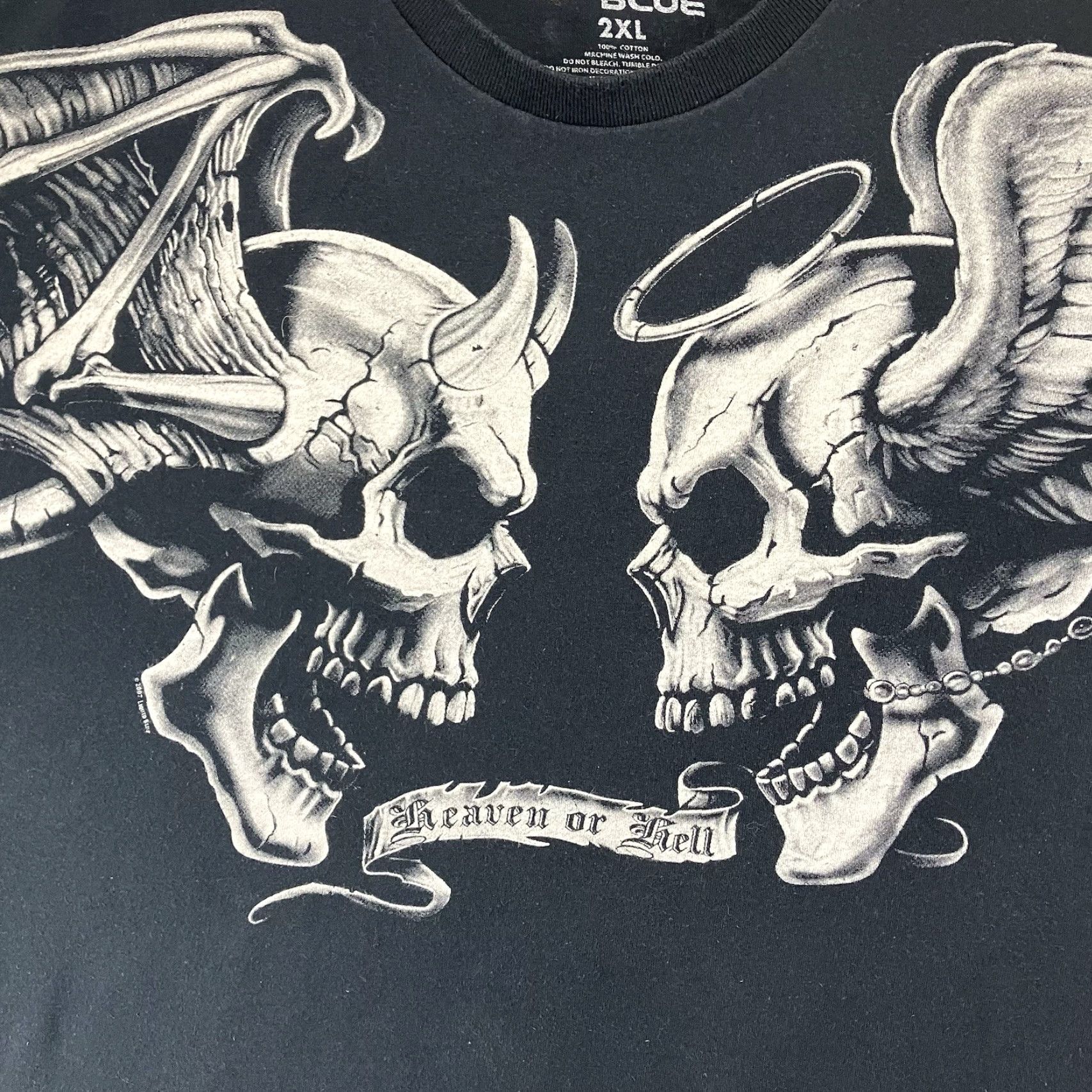 Liquid Blue VINTAGE Liquid Blue T-Shirt Mens 2XL Black White Skull Wings Heaven or Hell Hip Metal Grunge Biker 2000s Shirt Crew Neck Short Sleeve Size US XXL / EU 58 / 5 - 3 Thumbnail