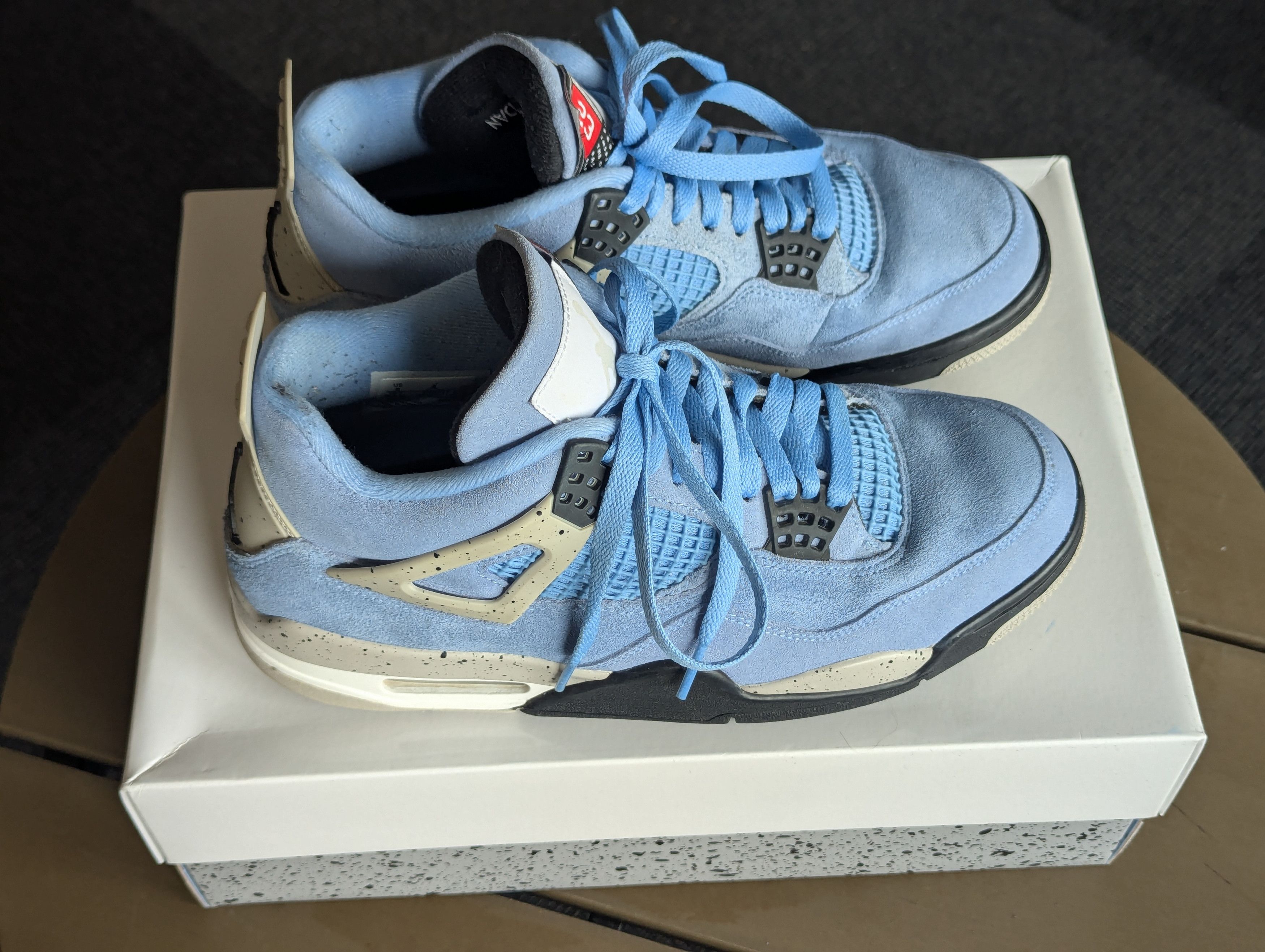 Jordan Brand × Nike Nike Jordan 4 Retro University Blue Size US 8 / EU 41 - 2 Thumbnail