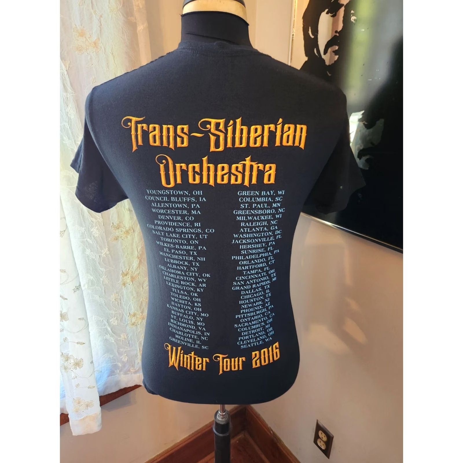Gildan Trans Siberian Orchestra 2016 Winter Tour Black T-Shirt Mens Small Castle Size US S / EU 44-46 / 1 - 2 Thumbnail