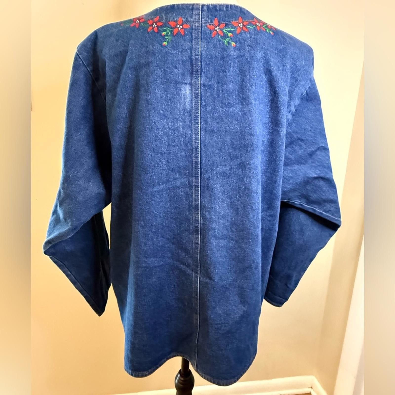 Other Sunbelt Sportswear vintage denim top floral embroidery SZ M Size M / US 6-8 / IT 42-44 - 4 Thumbnail