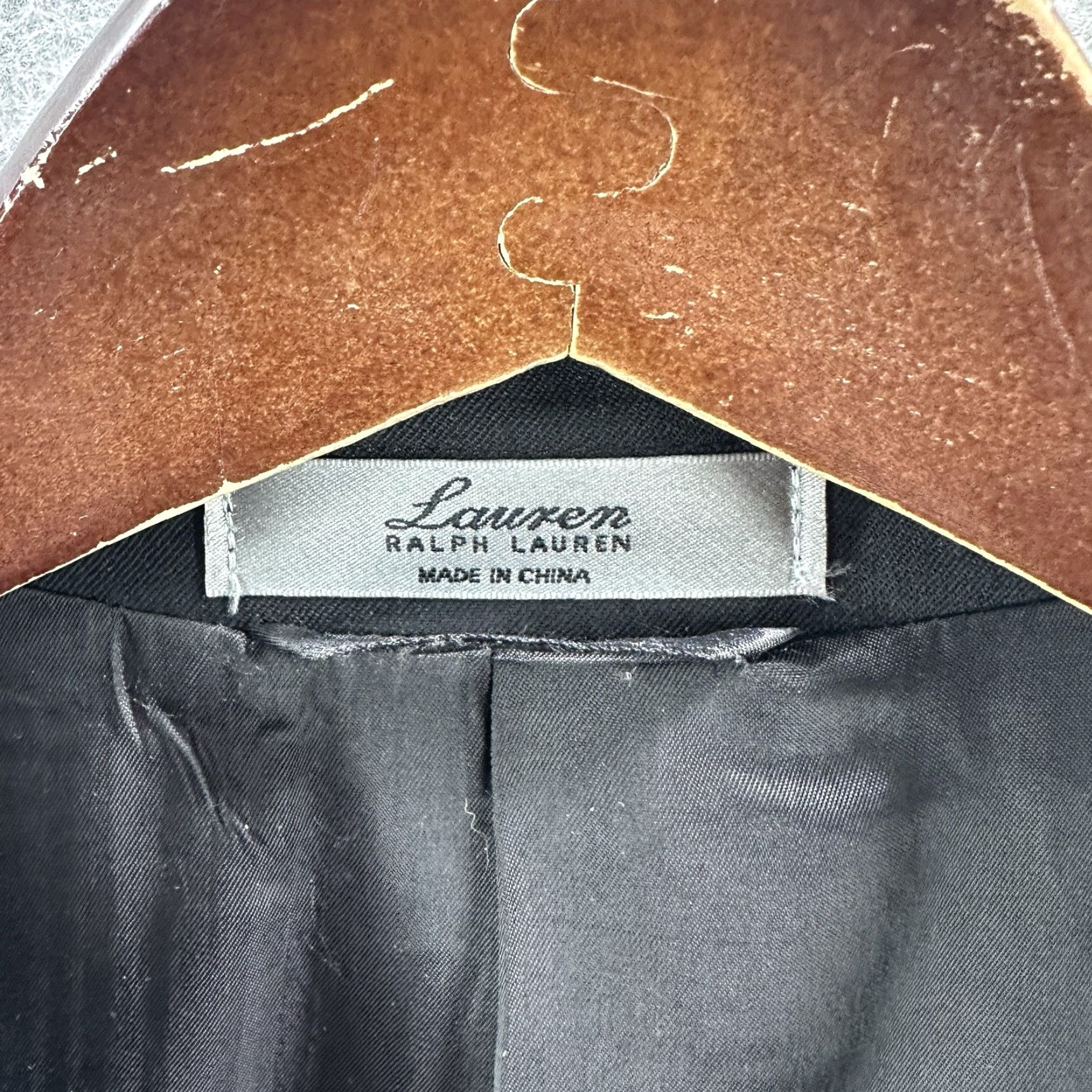 Ralph Lauren Lauren Ralph Lauren Tuxedo Blazer Mens 40 Regular Wool Black Notch Lapel 2-Button Satin Trim Wedding Formal Outdoor Clothing Size 40R - 6 Thumbnail