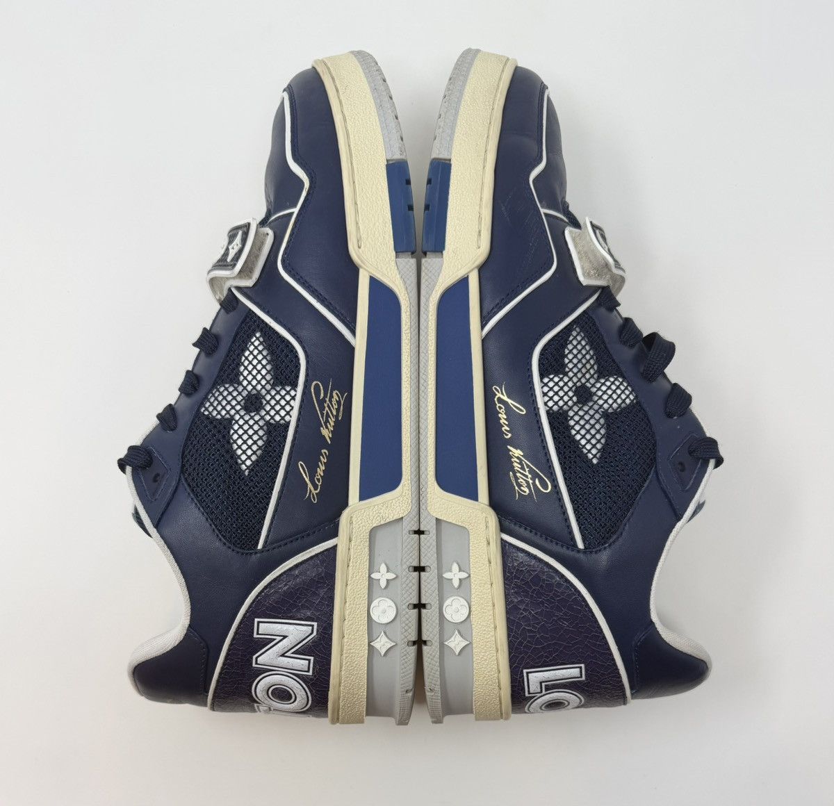 Louis Vuitton Louis Vuitton Trainer NYC Exclusive Navy Mesh Size US 10 / EU 43 - 3 Thumbnail