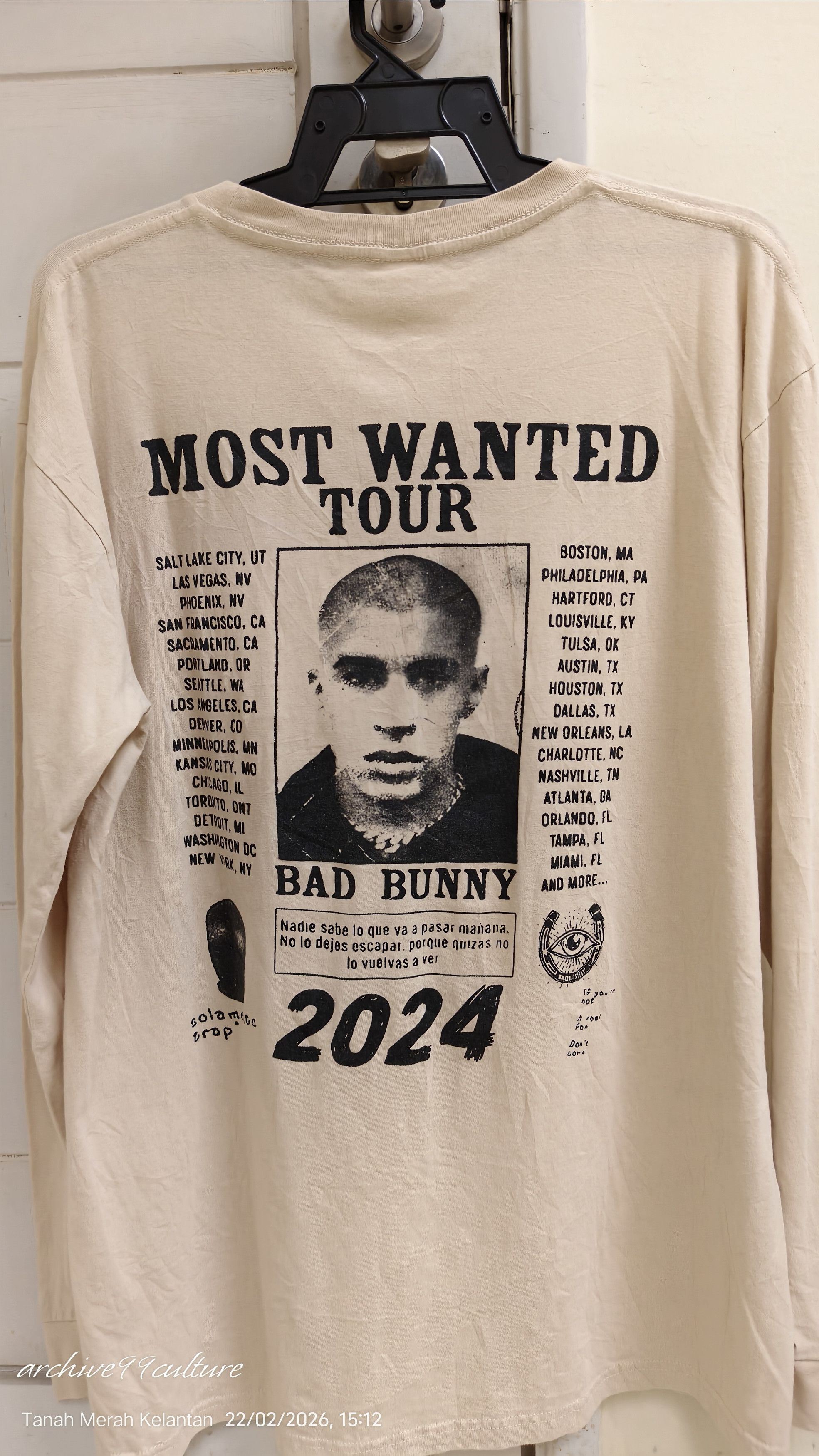 Other Bad Bunny "Most Wanted Tour" 2024 LS Official Merch Size US L / EU 52-54 / 3 - 10 Thumbnail