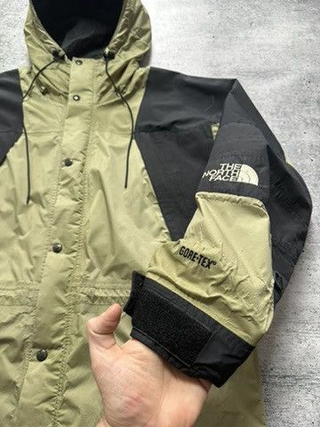 The North Face Vintage The North Face Gore-Tex Ski Outdoor Hiking Jacket Size US L / EU 52-54 / 3 - 5 Thumbnail