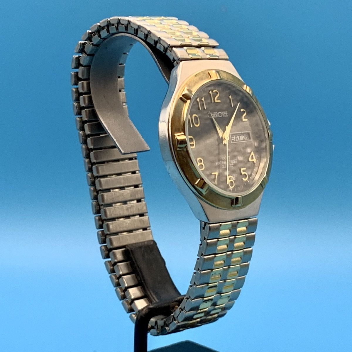 Cherokee CHEROKEE 32903 Men’s Vintage Quartz Wristwatch Works Size ONE SIZE - 4 Thumbnail
