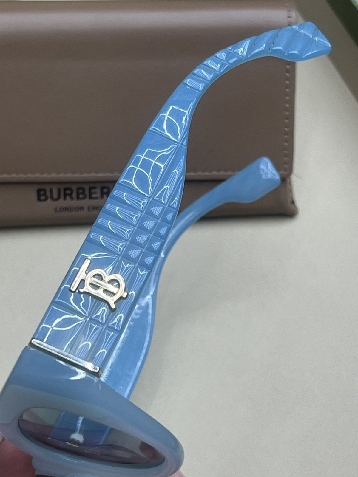 Burberry Burberry Meadow Sunglasses Size ONE SIZE - 11 Thumbnail