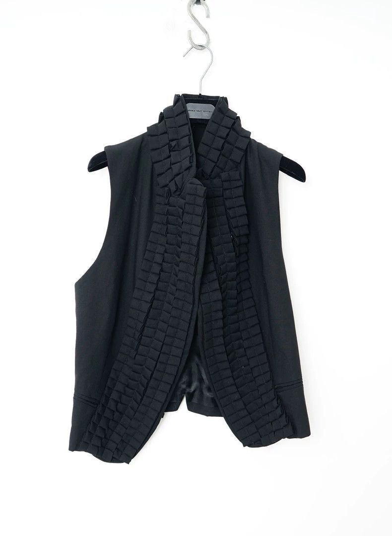 Ann Demeulemeester ann demeulemeester ruffled collar waistcoat Size US S / EU 44-46 / 1 - 1 Thumbnail