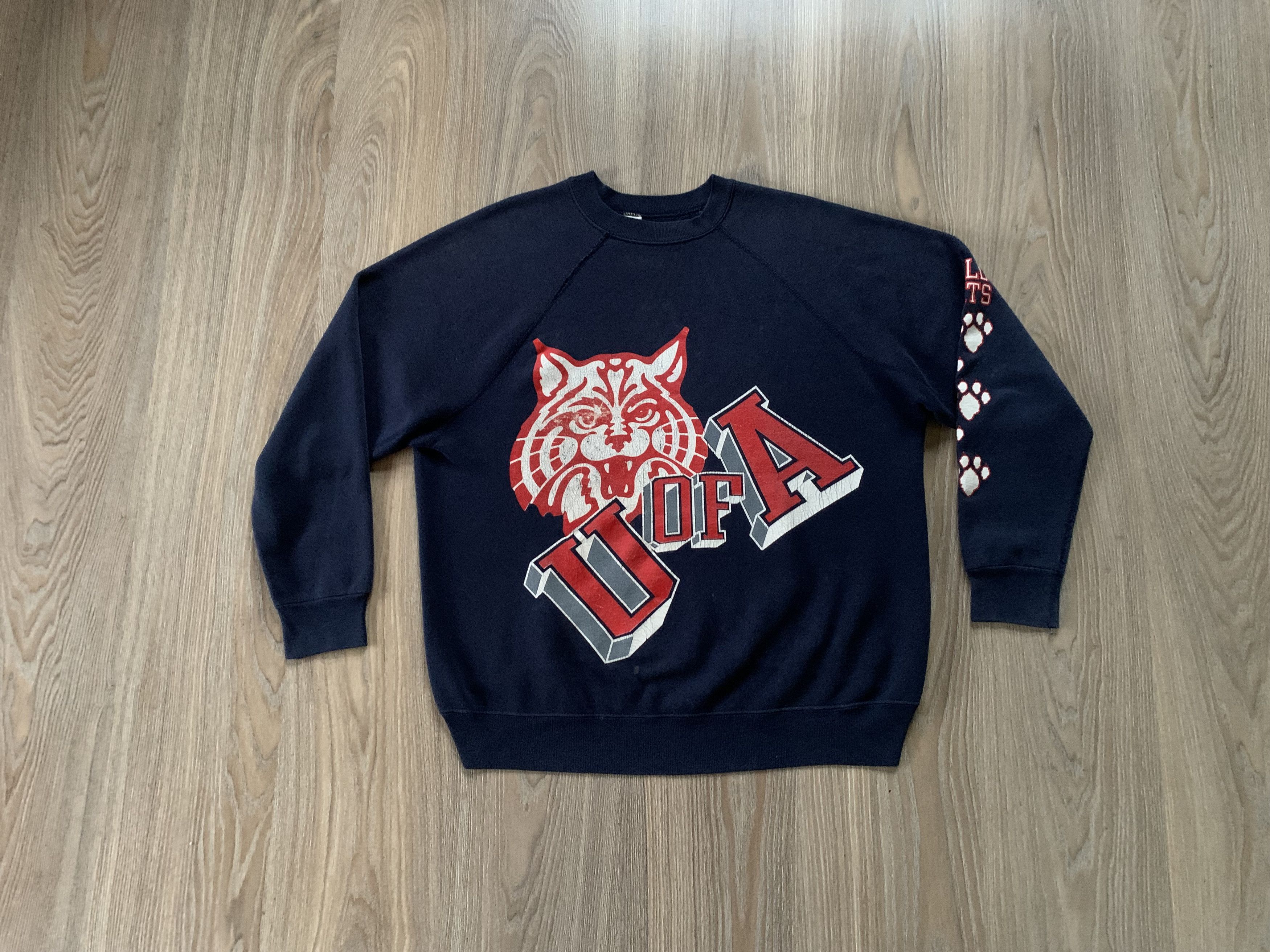 Vintage Vintage U of A Arizona Wild Cats Printed Sweatshirt Size US M / EU 48-50 / 2 - 2 Thumbnail