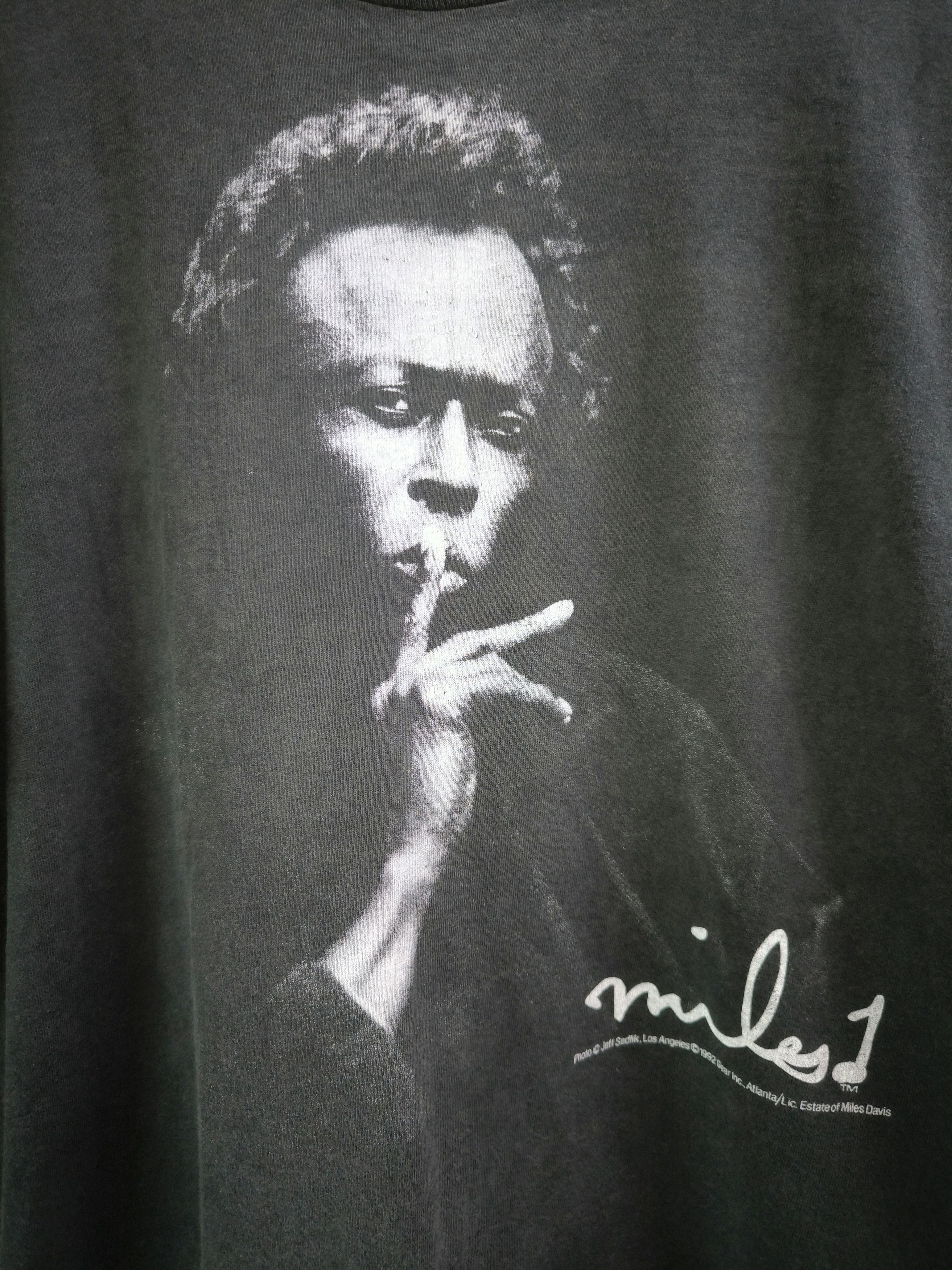 Band Tees 90s American Jazz Musician Milea Davis Tee Size US XL / EU 56 / 4 - 13 Thumbnail
