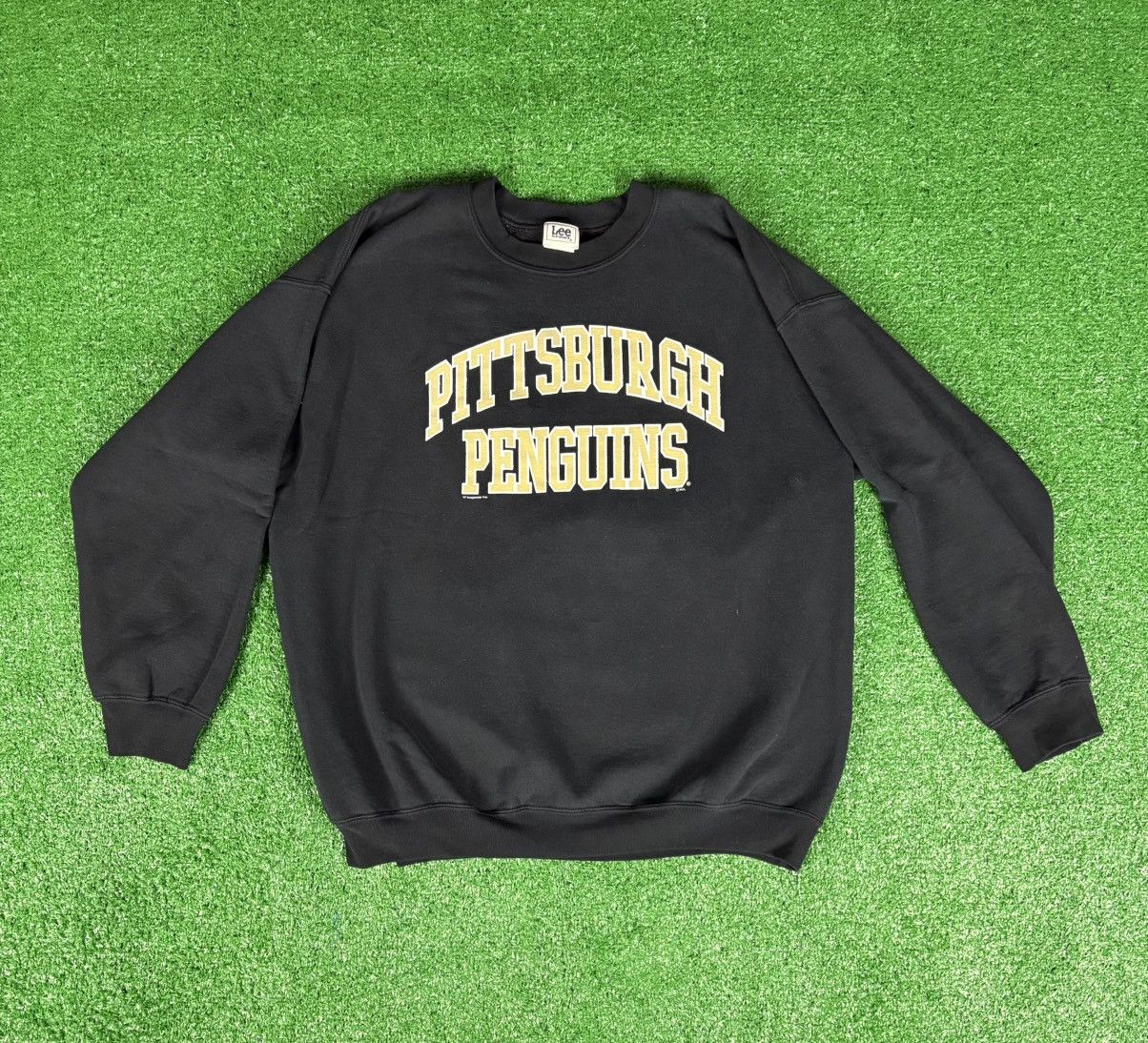 NHL × Vintage Vintage Y2K Pittsburgh Penguins Crewneck Sweatshirt Size US XL / EU 56 / 4 - 1 Thumbnail