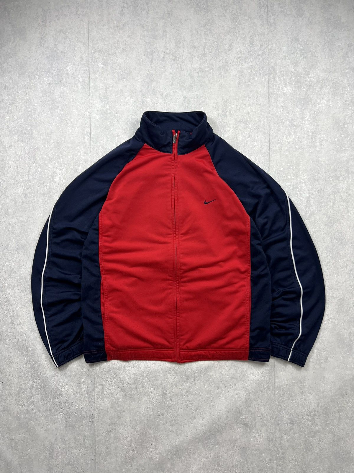 Nike 00’s NIKE VINTAGE Y2K SWOOSH LOGO TRACK JACKET Size US L / EU 52-54 / 3 - 1 Thumbnail