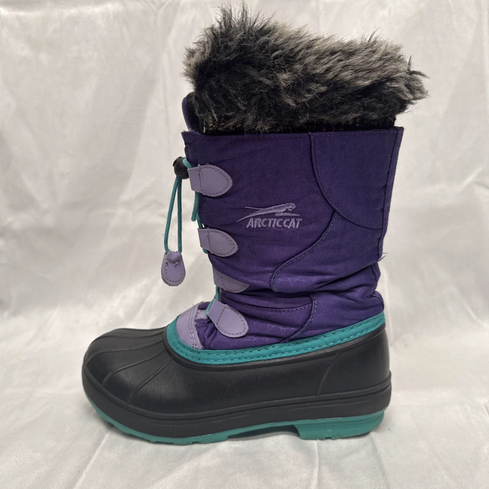 Vintage Arctic Cat Women Boots Snow Winter Snowmobile White 4 Purple Nylon/faux fur Snow Boot Womens Size US 4 / IT 34 - 6 Thumbnail