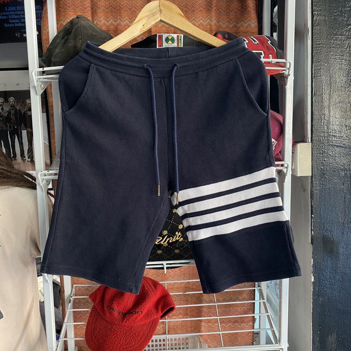 Thom Browne Thom Browne Waffle Short Pants Size US 28 / EU 44 - 1 Thumbnail