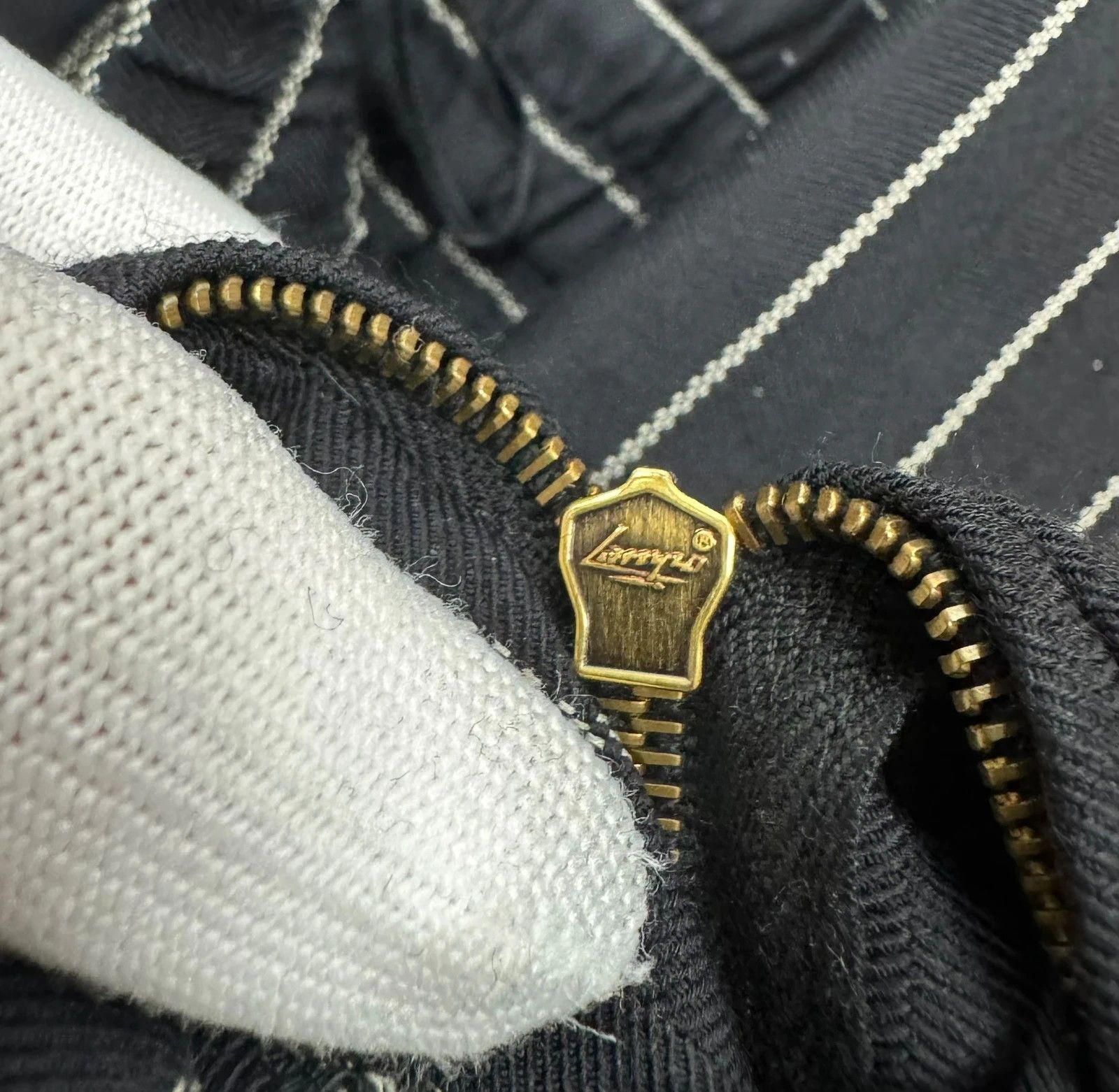 Stella McCartney Stella McCartney Striped Trousers Wool size 40 Size 27" / US 4 / IT 40 - 15 Thumbnail